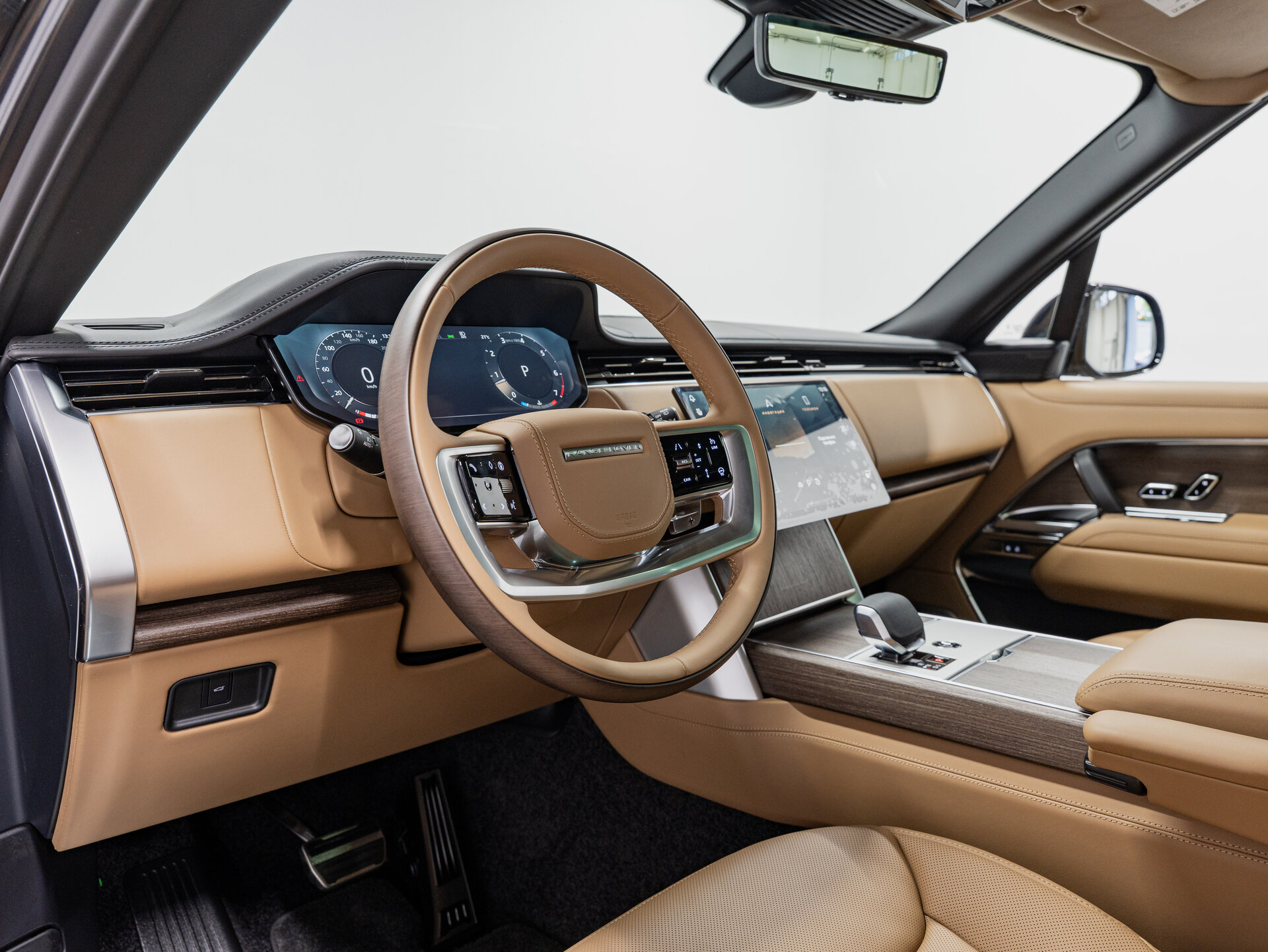 Автомобиль Land Rover Range Rover P400 MHEV 3.0 AT (400 л.с.) 4WD - 12