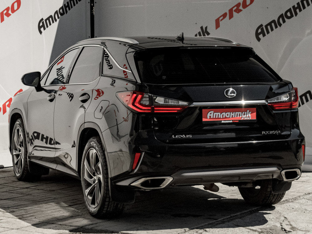 Купить Lexus RX 200t 2.0 AT (238 л.с.) 4WD, 2017 в Екатеренбурге