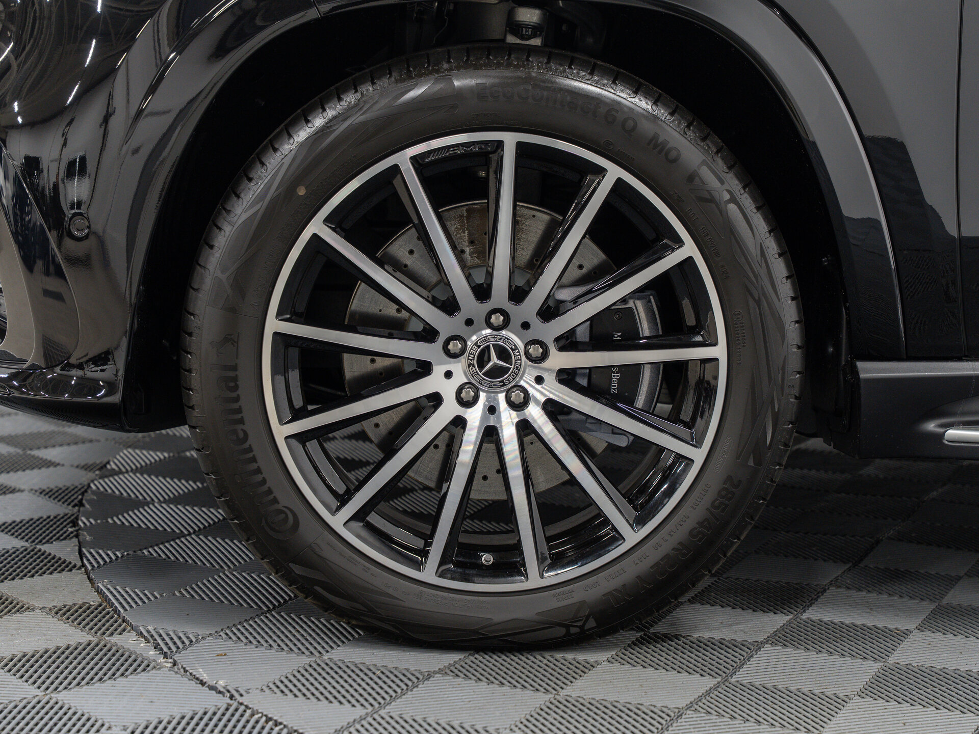 Автомобиль Mercedes-Benz GLS 450 d 3.0d AT (367 л.с.) 4WD - 3