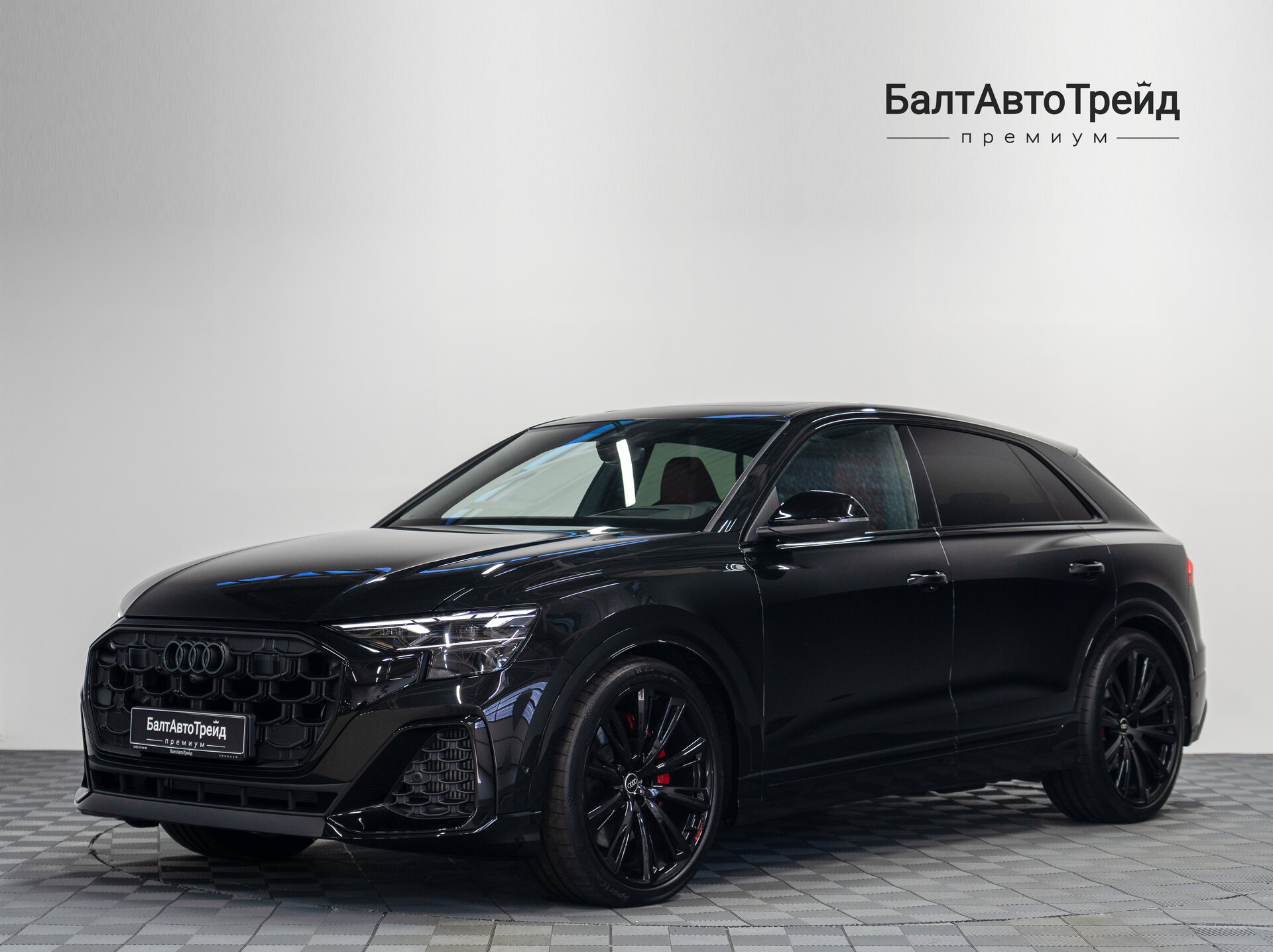 Автомобиль Audi SQ8 4.0 AT (507 л.с.) 4WD - 1