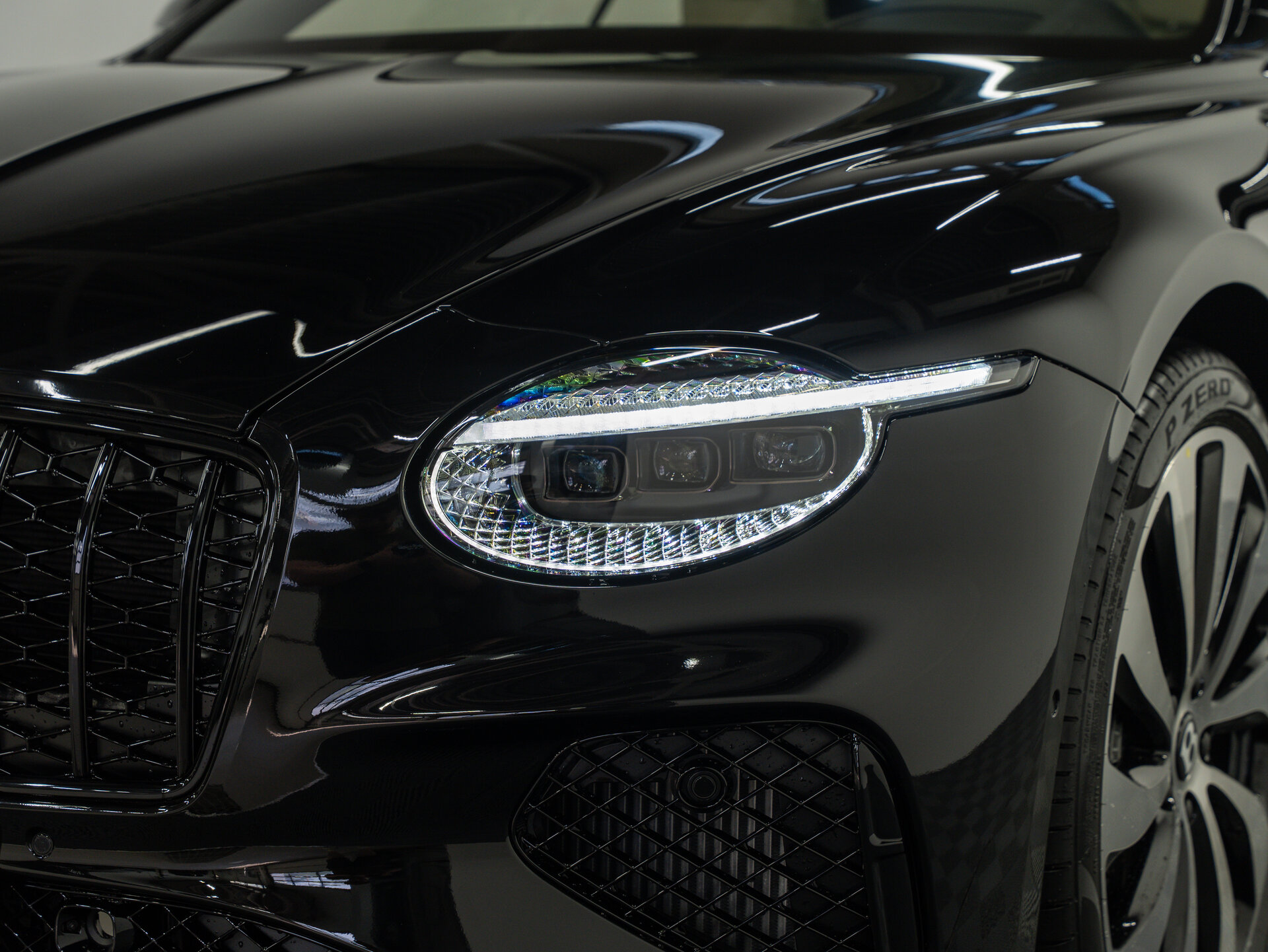 Автомобиль Bentley Continental GT 4.0hyb AMT (680 л.с.) 4WD - 2