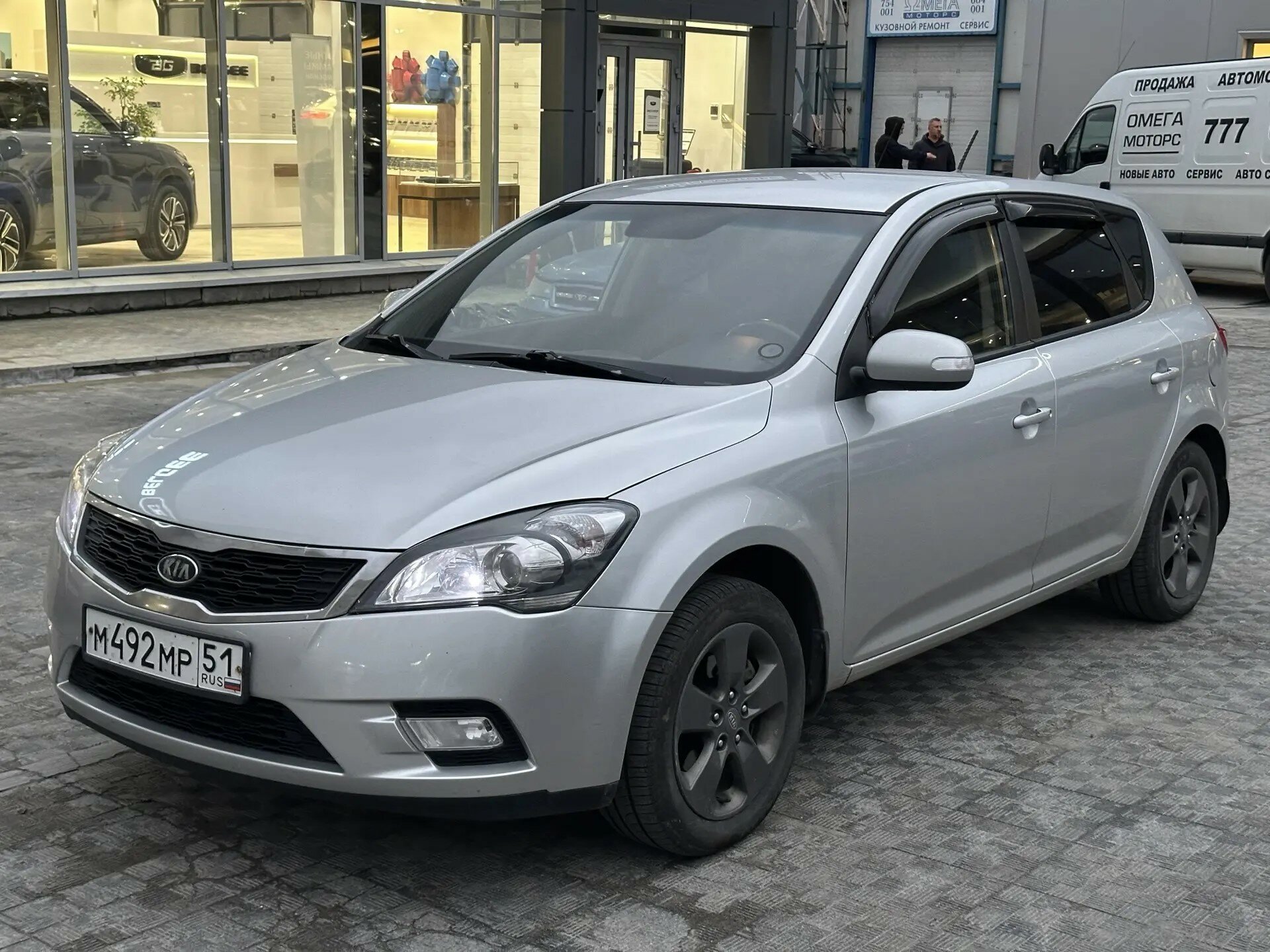 Kia Ceed 1.6 AT (122 л.с.) 2011