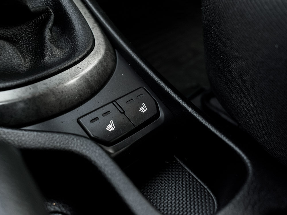 Купить Kia Rio 5-speed 1.6 MT (123 л.с.), 2014 в Екатеренбурге