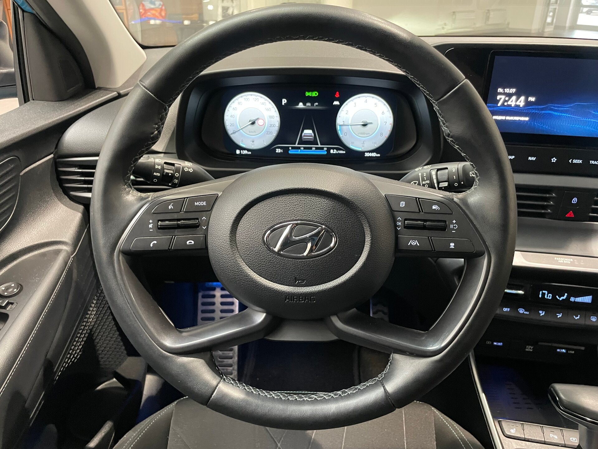 Автомобиль Hyundai Bayon 1.4 AT (100 л.с.) - 16