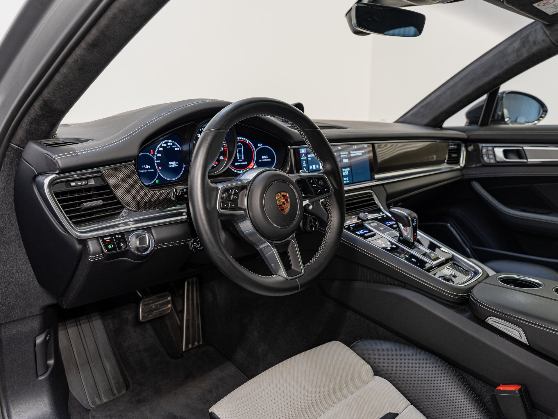 Автомобиль Porsche Panamera GTS 4.0 AMT (460 л.с.) 4WD - 9