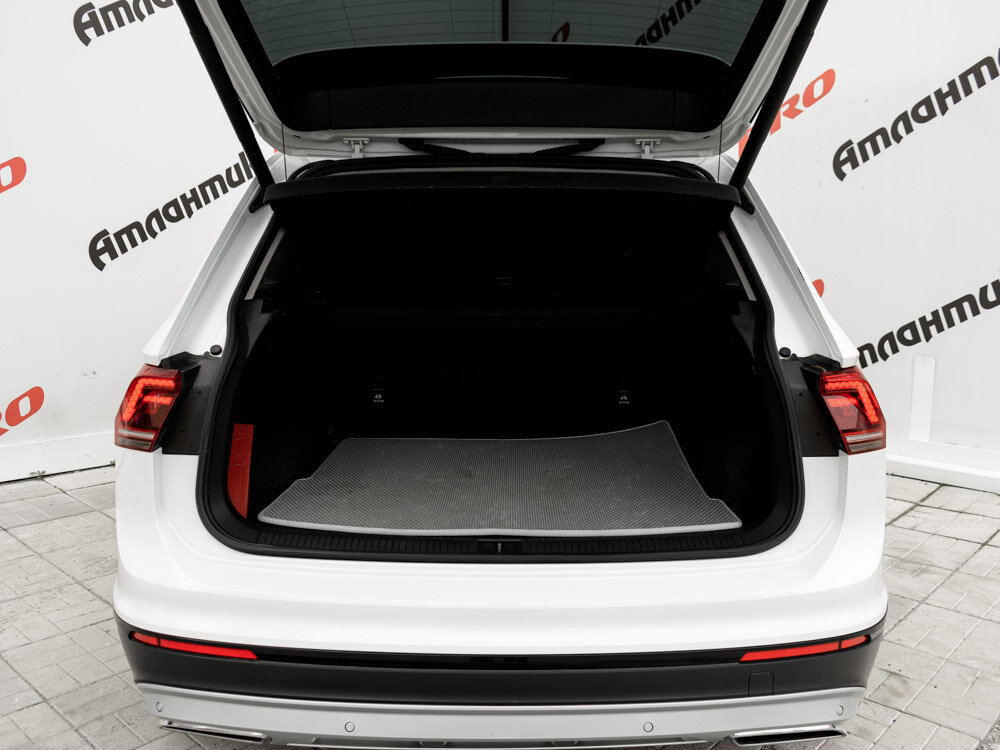 Купить Volkswagen Tiguan 2.0d AMT (150 л.с.) 4WD, 2020 в Екатеренбурге