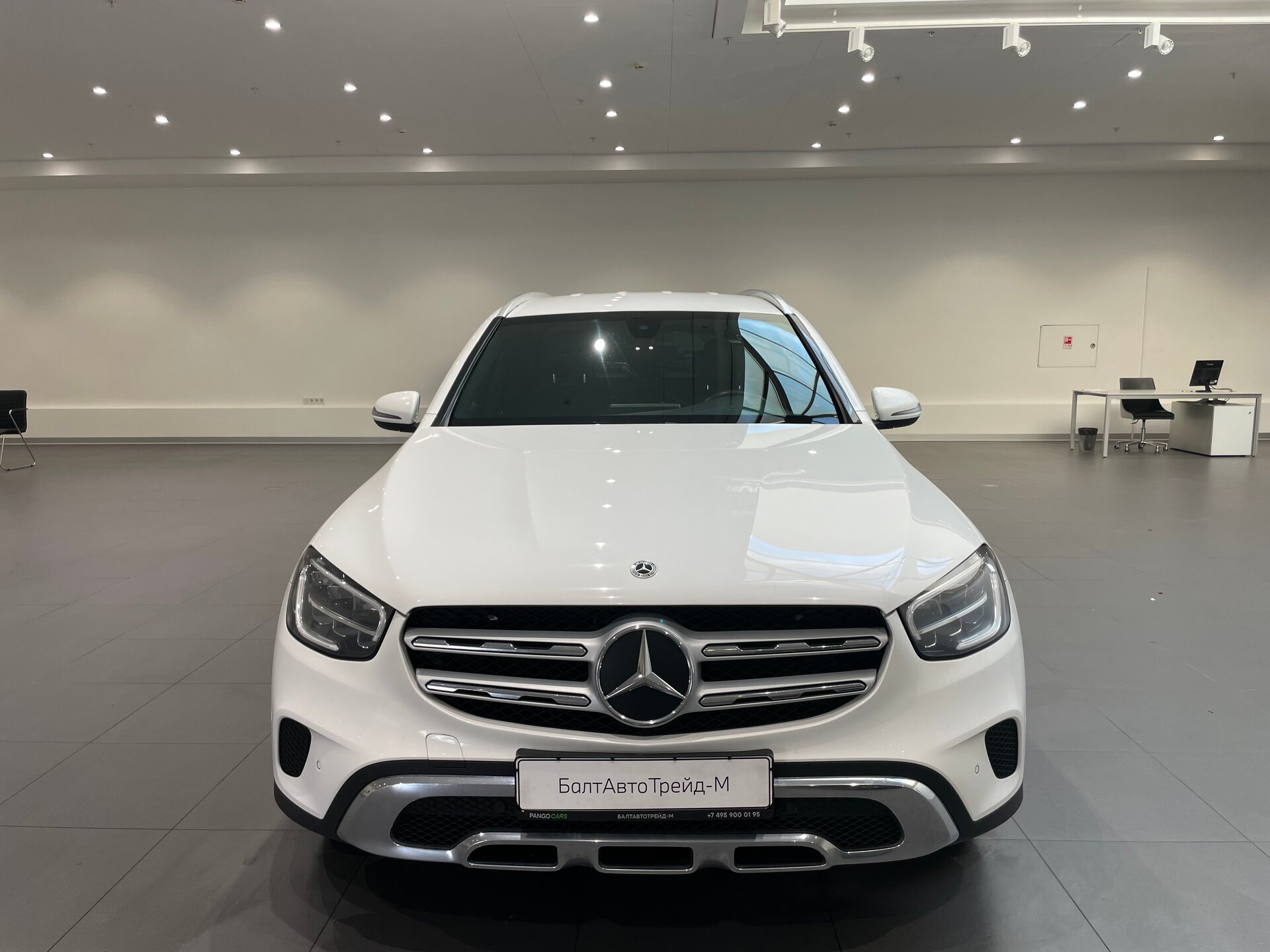 Автомобиль Mercedes-Benz GLC 200 2.0 AT (197 л.с.) 4WD - 2