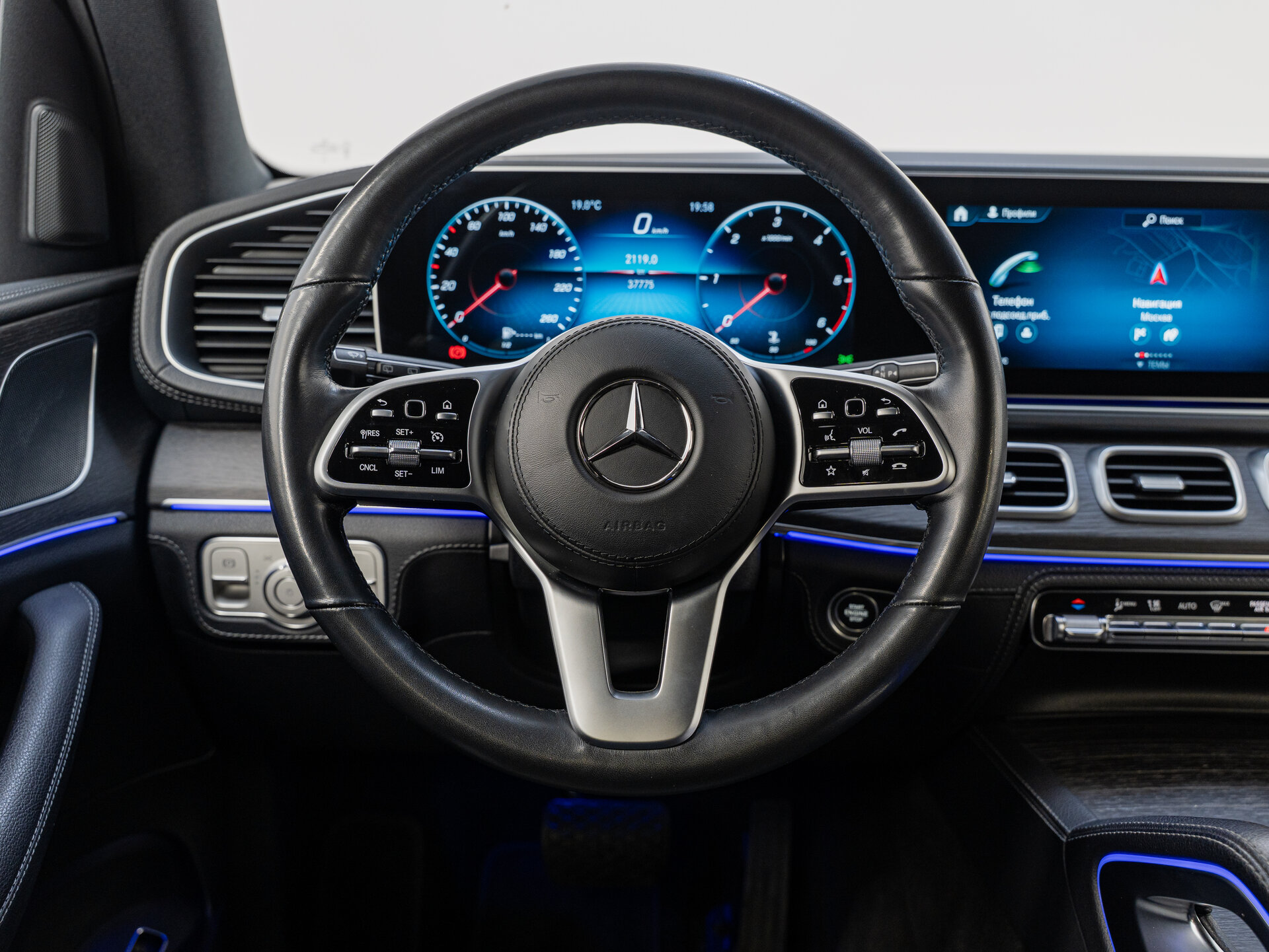 Автомобиль Mercedes-Benz GLE 300 d 2.0d AT (245 л.с.) 4WD - 13