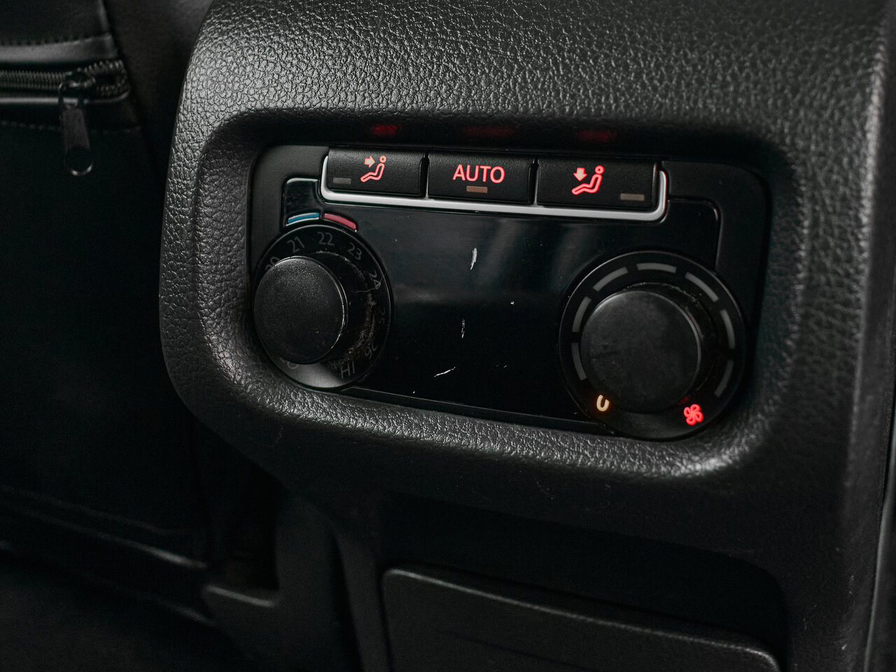 Купить Volkswagen Sharan 1.4 AMT (150 л.с.), 2012 в Екатеренбурге