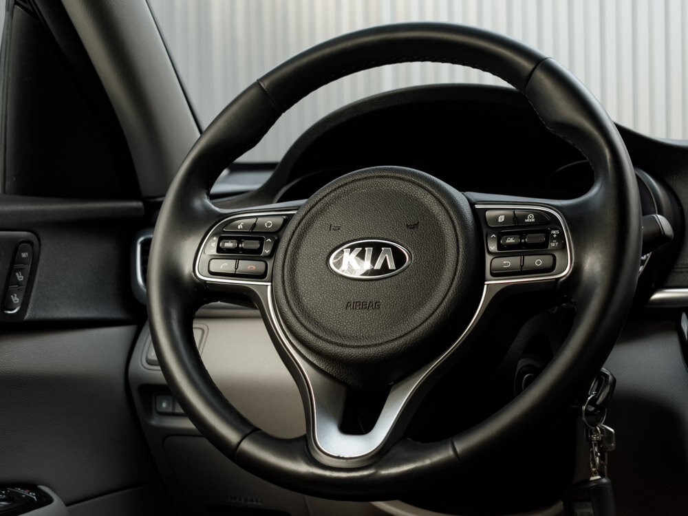 Купить Kia Optima 2.0 AT (150 л.с.), 2017 в Екатеренбурге