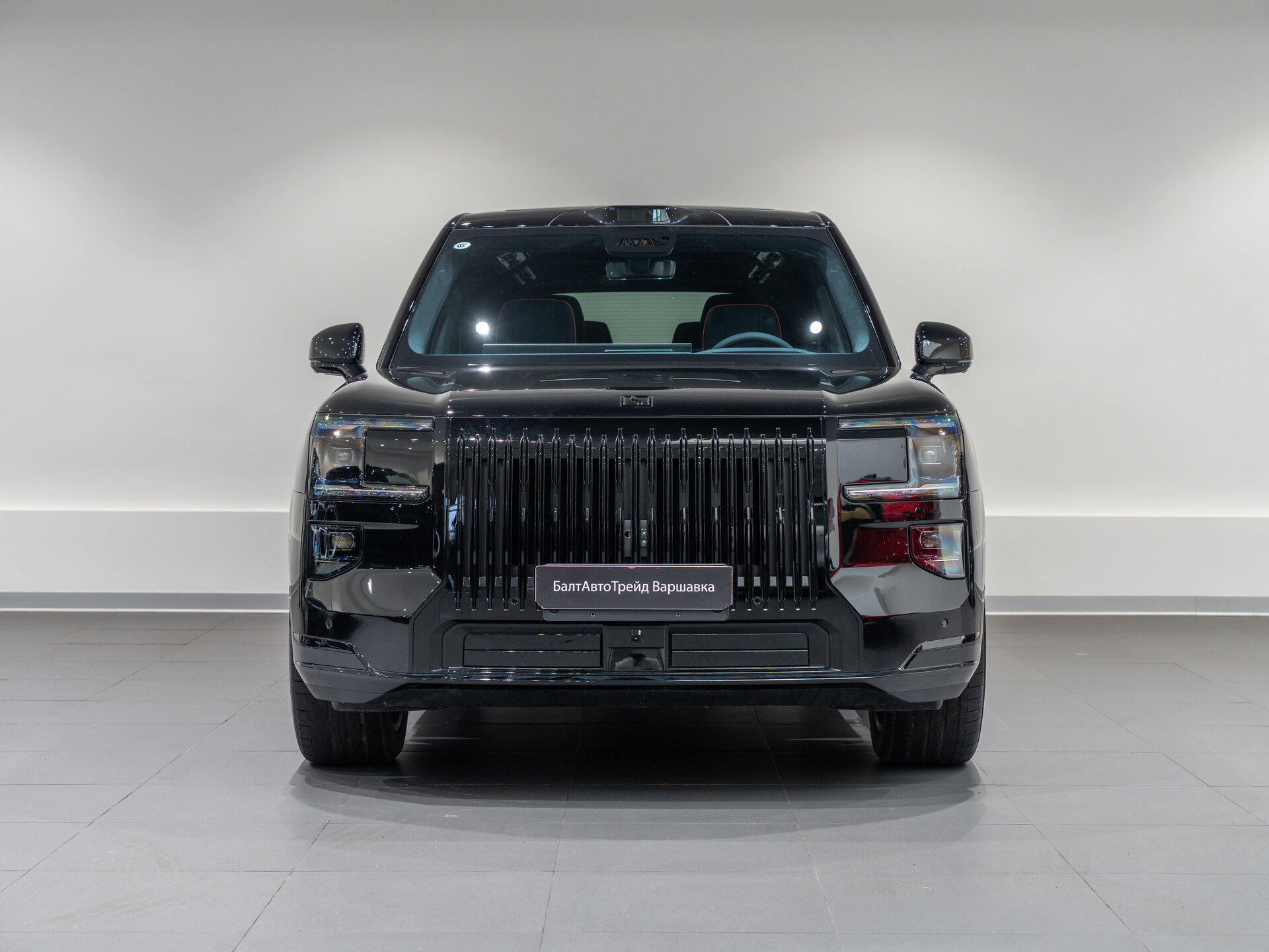 Автомобиль Zeekr 9X 70 kWh 2.0hyb AT (1401 л.с.) 4WD - 2