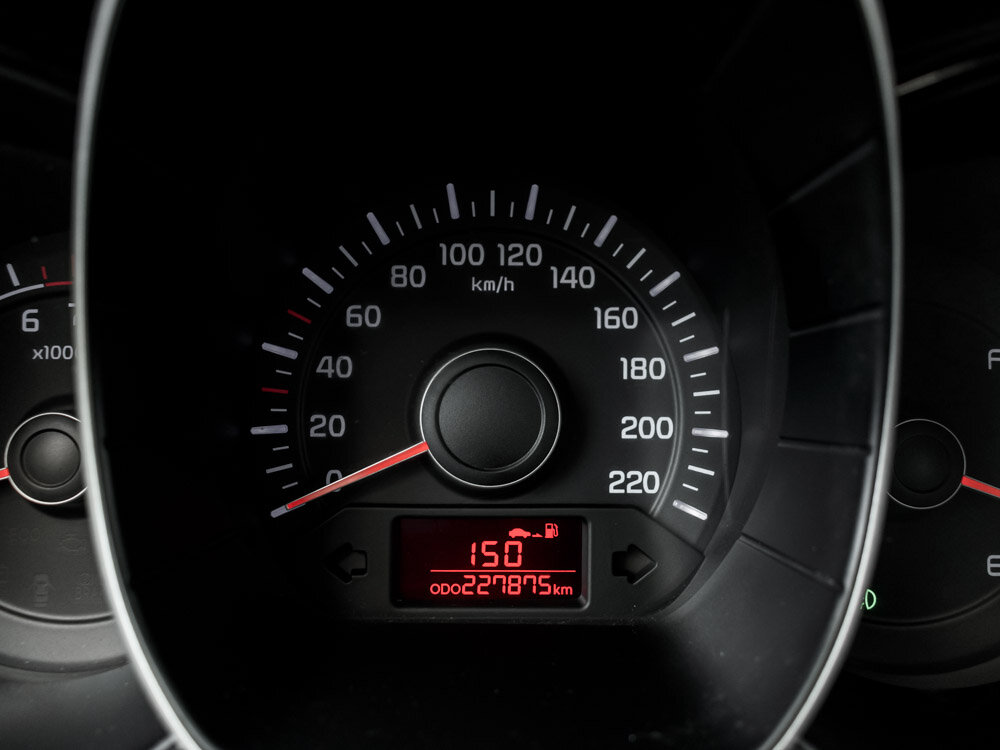 Купить Kia Rio 5-speed 1.6 MT (123 л.с.), 2014 в Екатеренбурге