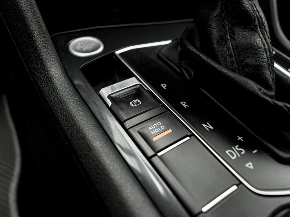 Купить Volkswagen Tiguan 2.0d AMT (150 л.с.) 4WD, 2020 в Екатеренбурге