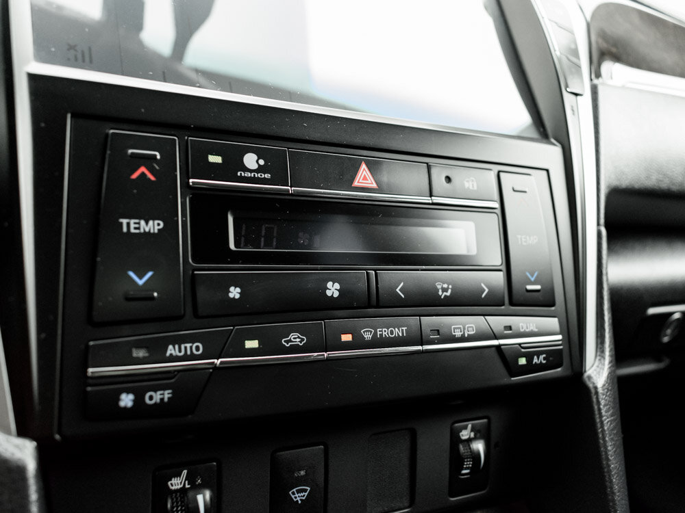 Купить Toyota Camry 2.5 AT (181 л.с.), 2017 в Екатеренбурге