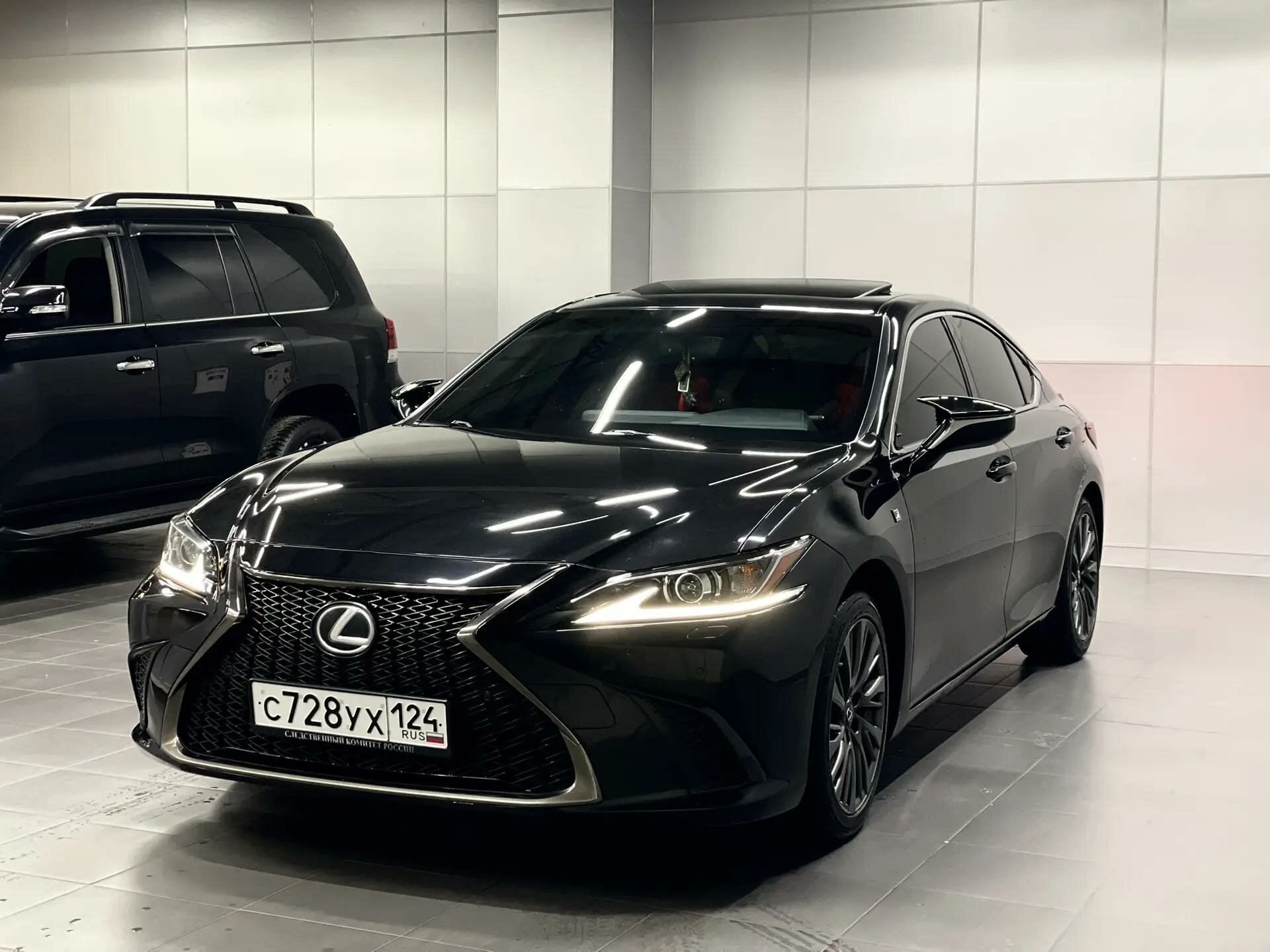 Lexus ES — фото 1