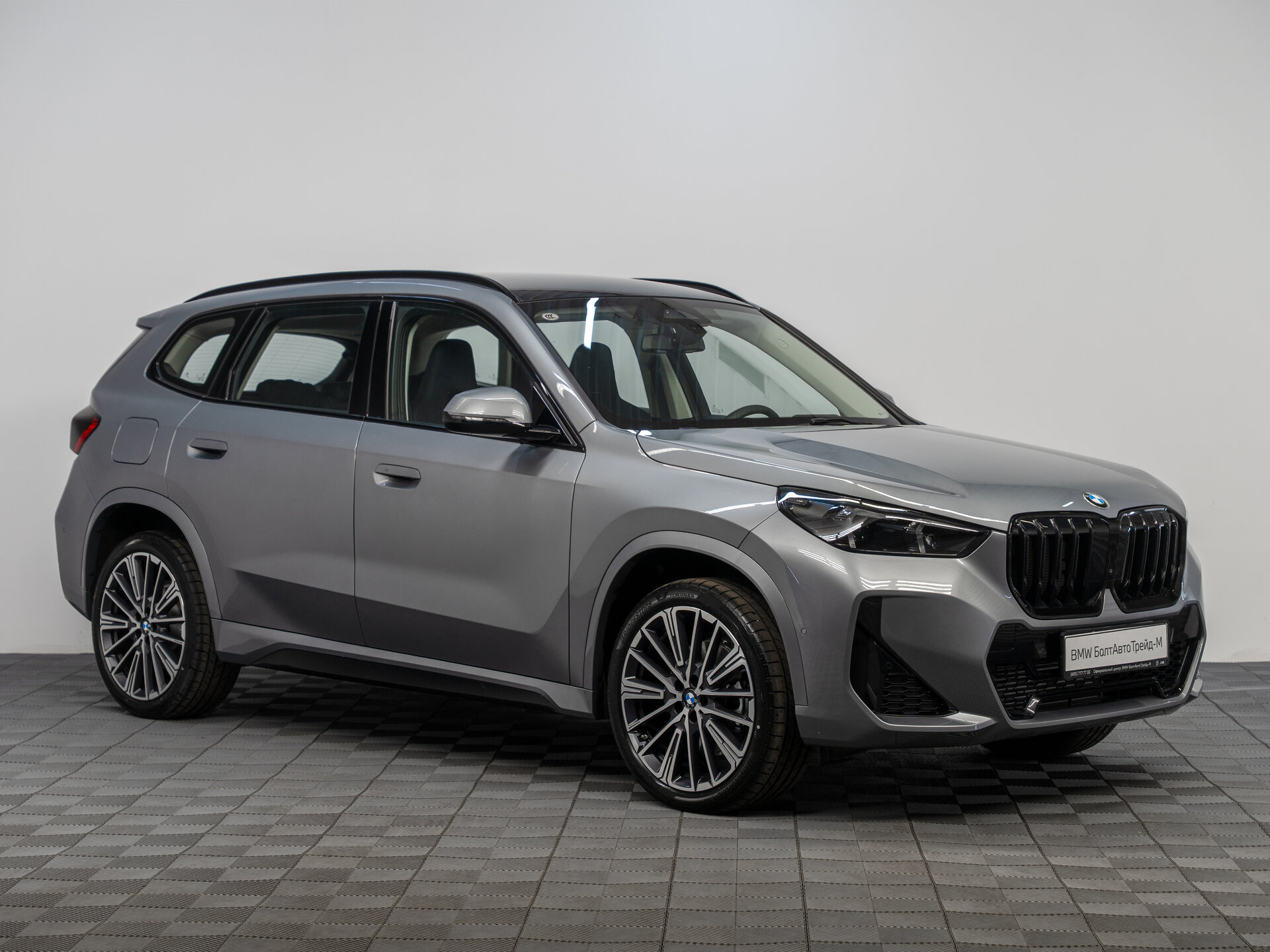Автомобиль BMW X1 25Li xDrive 2.0 AMT (204 л.с.) 4WD - 3