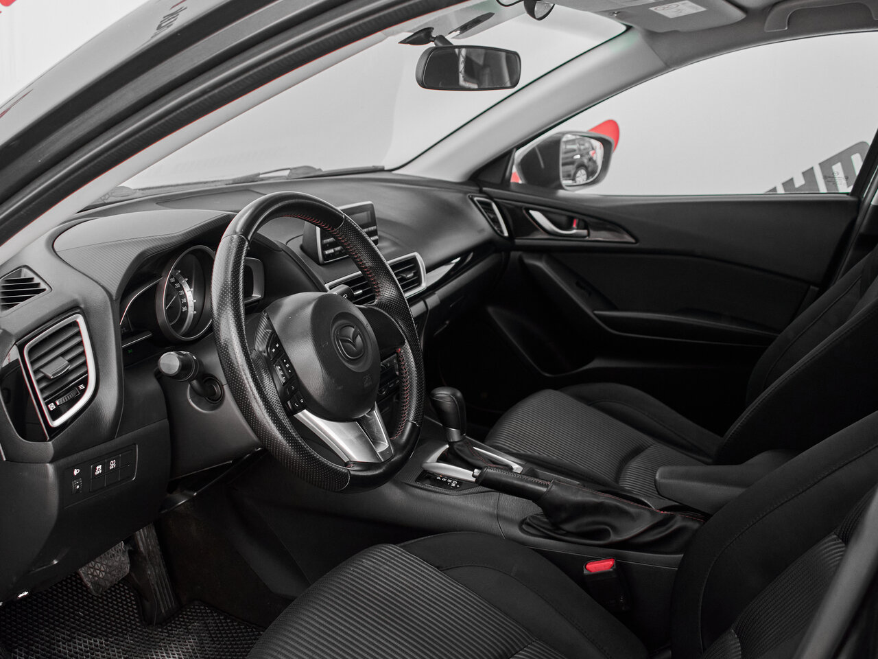Купить Mazda 3 1.6 AT (104 л.с.), 2014 в Екатеренбурге