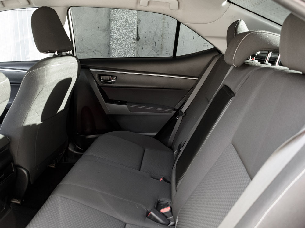 Купить Toyota Corolla 1.8 CVT (140 л.с.), 2013 в Екатеренбурге