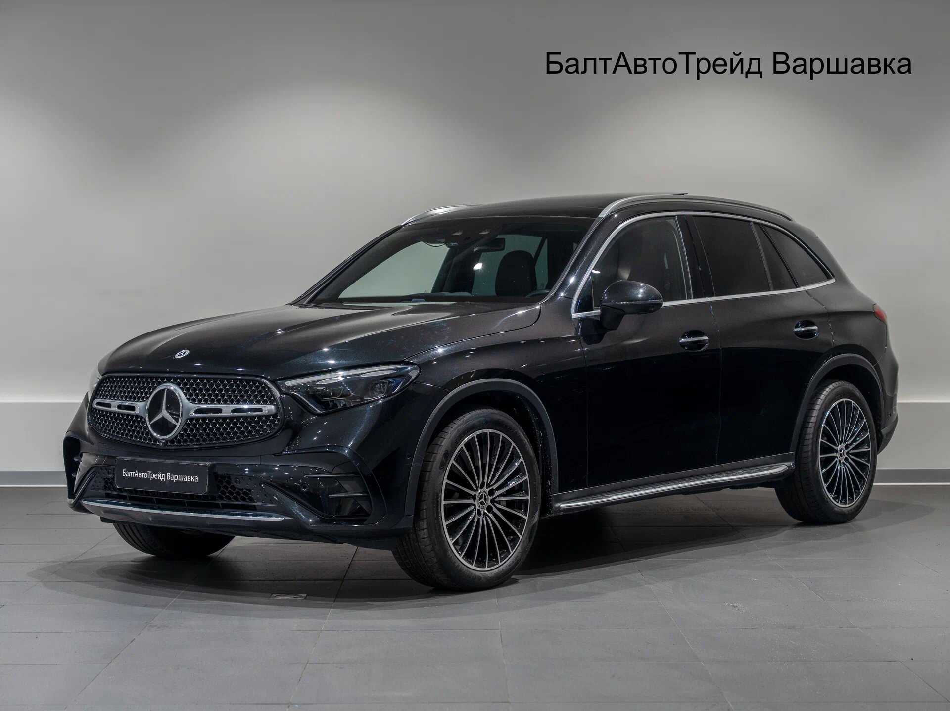 Автомобиль Mercedes-Benz GLC 300 2.0 AT (258 л.с.) 4WD - 1