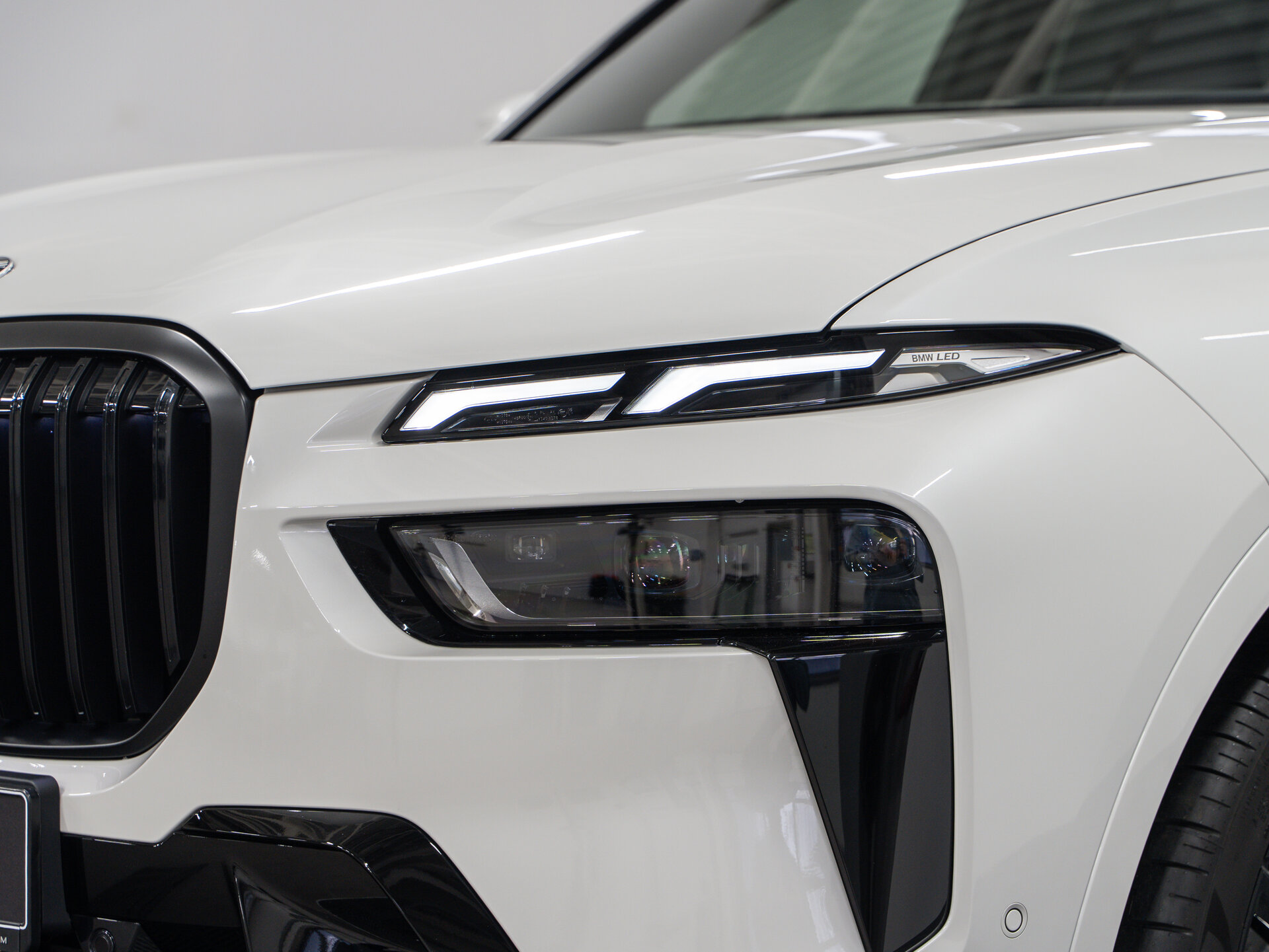 Автомобиль BMW X7 40d 3.0d AT (340 л.с.) 4WD - 2