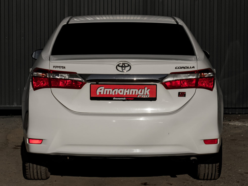 Купить Toyota Corolla 1.8 CVT (140 л.с.), 2013 в Екатеренбурге