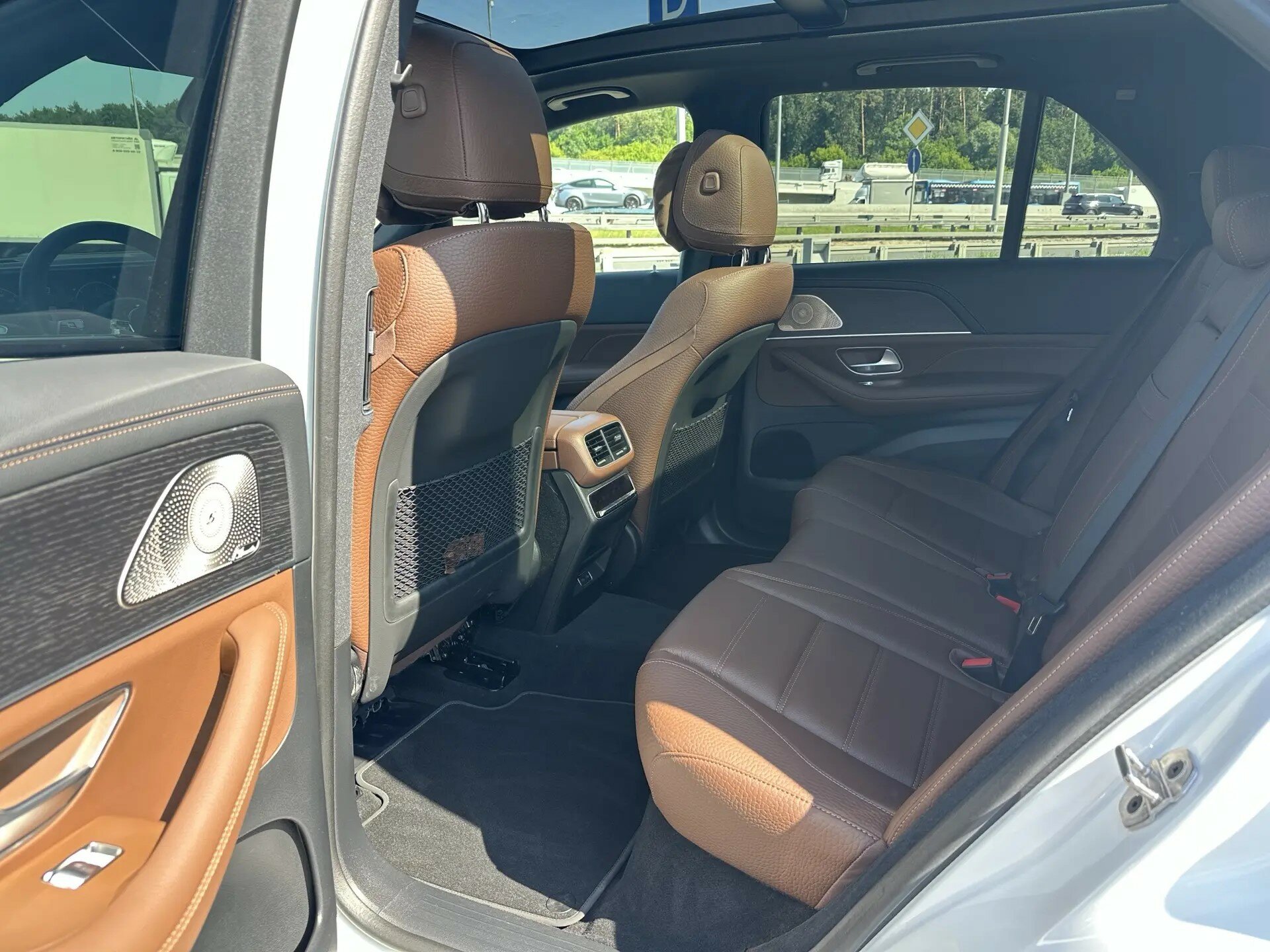 Автомобиль Mercedes-Benz GLE 450 d 3.0d AT (367 л.с.) 4WD - 15
