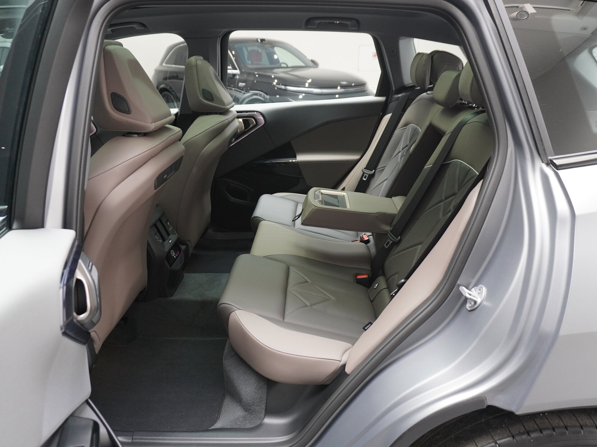 Автомобиль BMW X3 30L xDrive 2.0 AT (258 л.с.) 4WD - 18