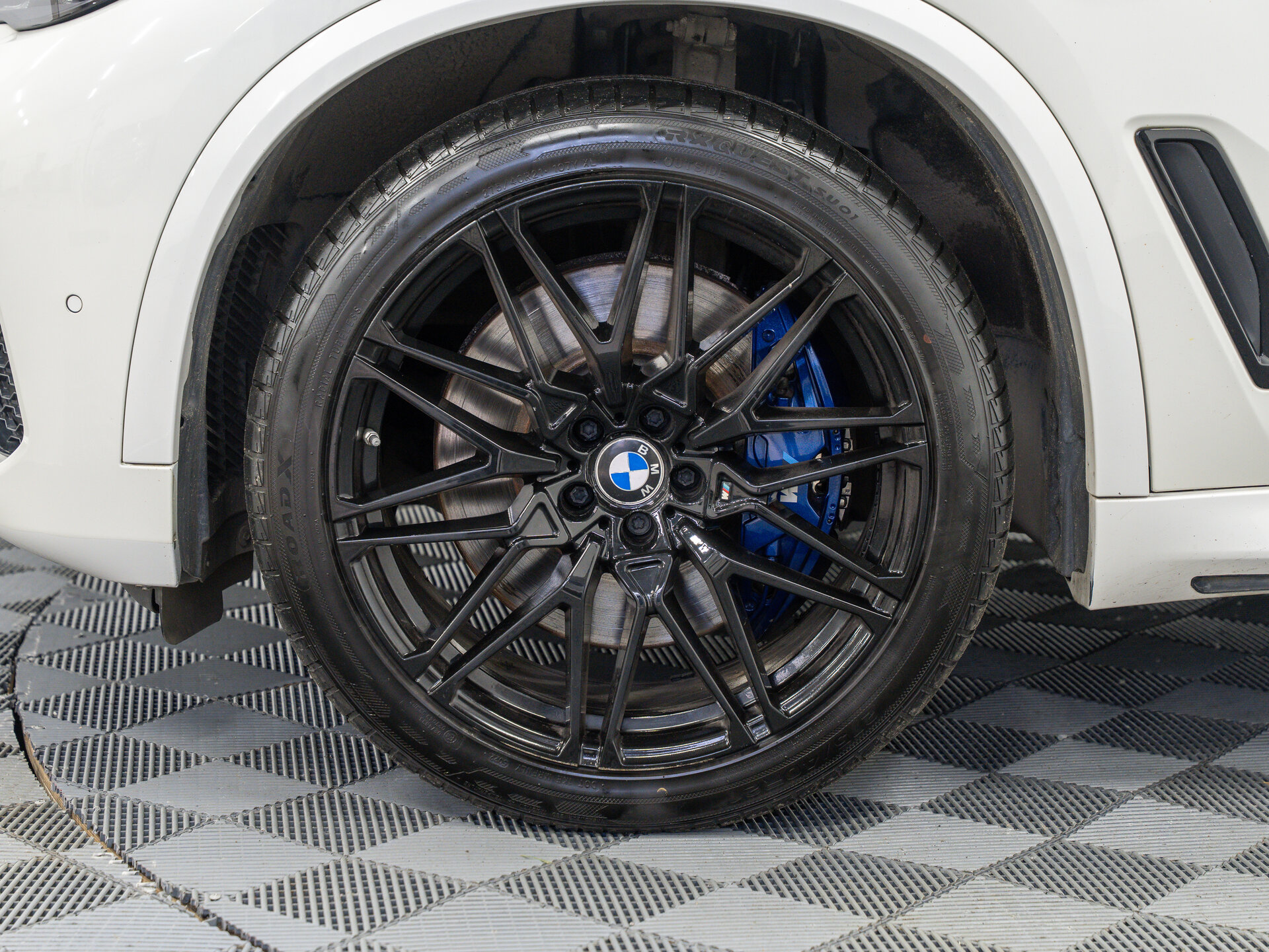 Автомобиль BMW X5 30d 3.0d AT (265 л.с.) 4WD - 3