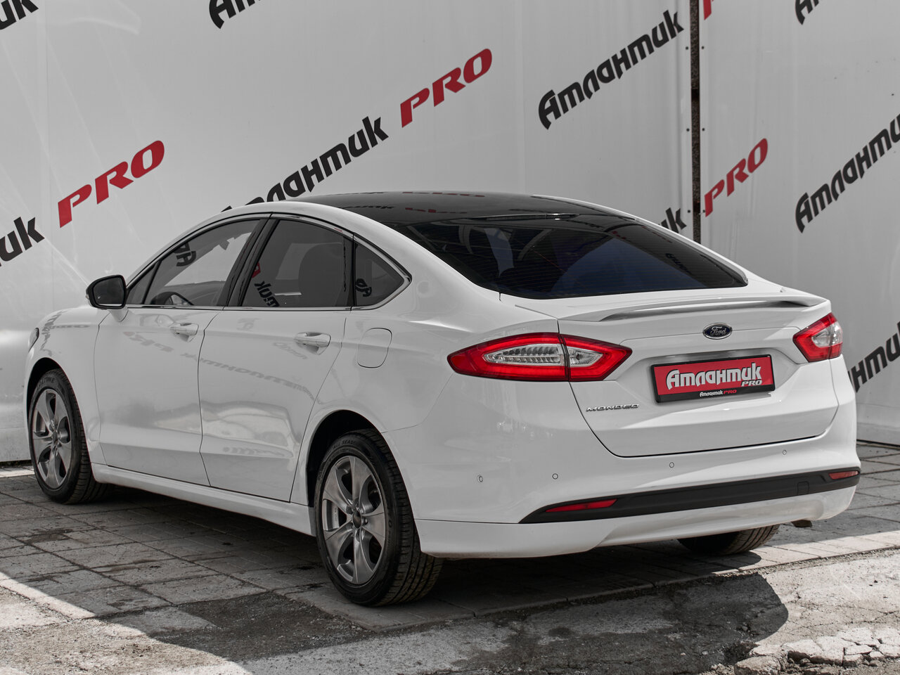 Купить Ford Mondeo 2.5 AT (149 л.с.), 2015 в Екатеренбурге