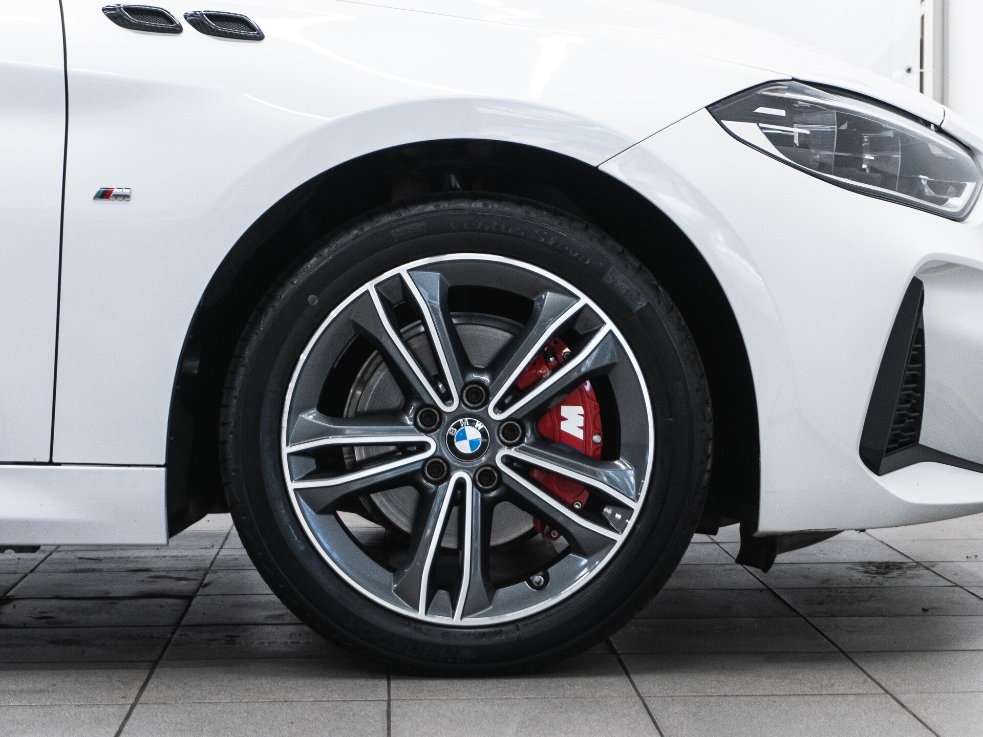 BMW 1 серии 2022 30
