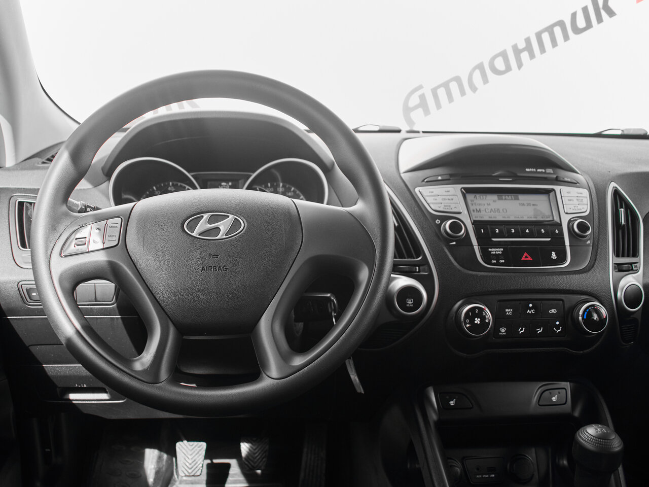 Купить Hyundai ix35 2.0 MT (150 л.с.), 2012 в Екатеренбурге