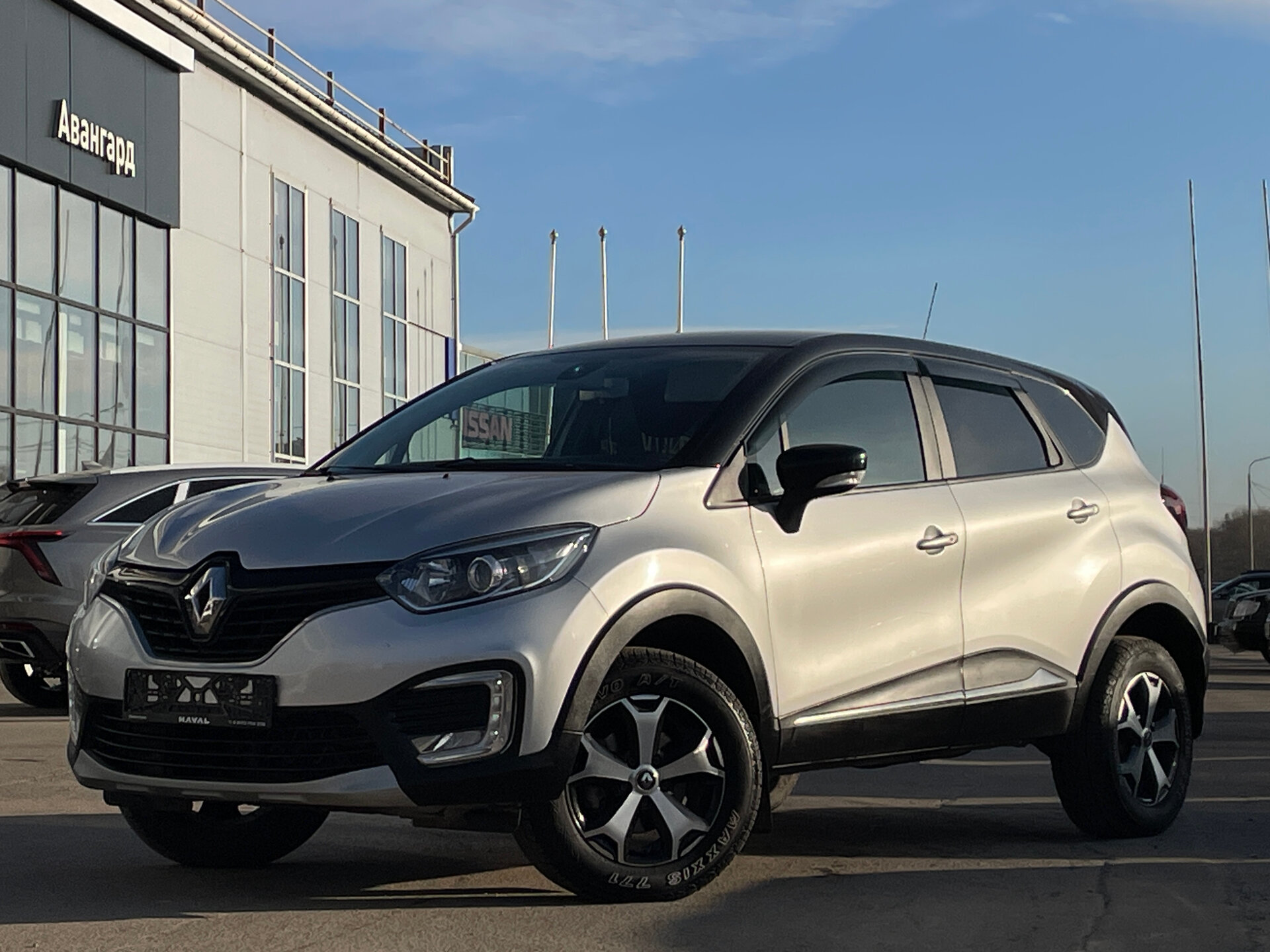 Renault Kaptur, I 2.0 MT (143 л.с.) 4WD 2017