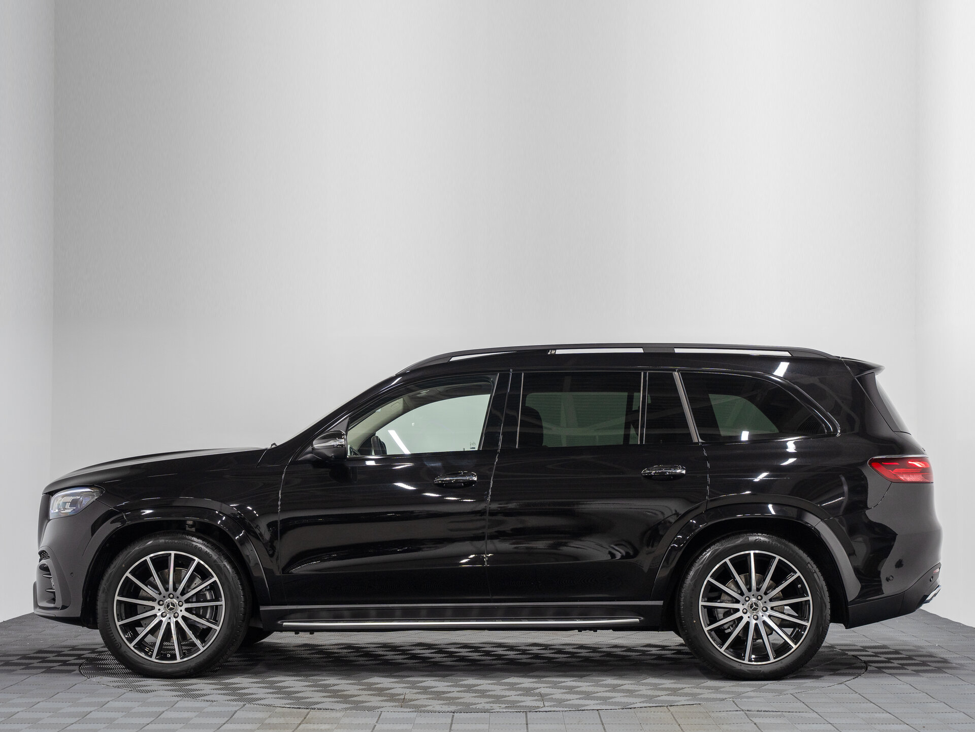 Автомобиль Mercedes-Benz GLS 450 d 3.0d AT (367 л.с.) 4WD - 11