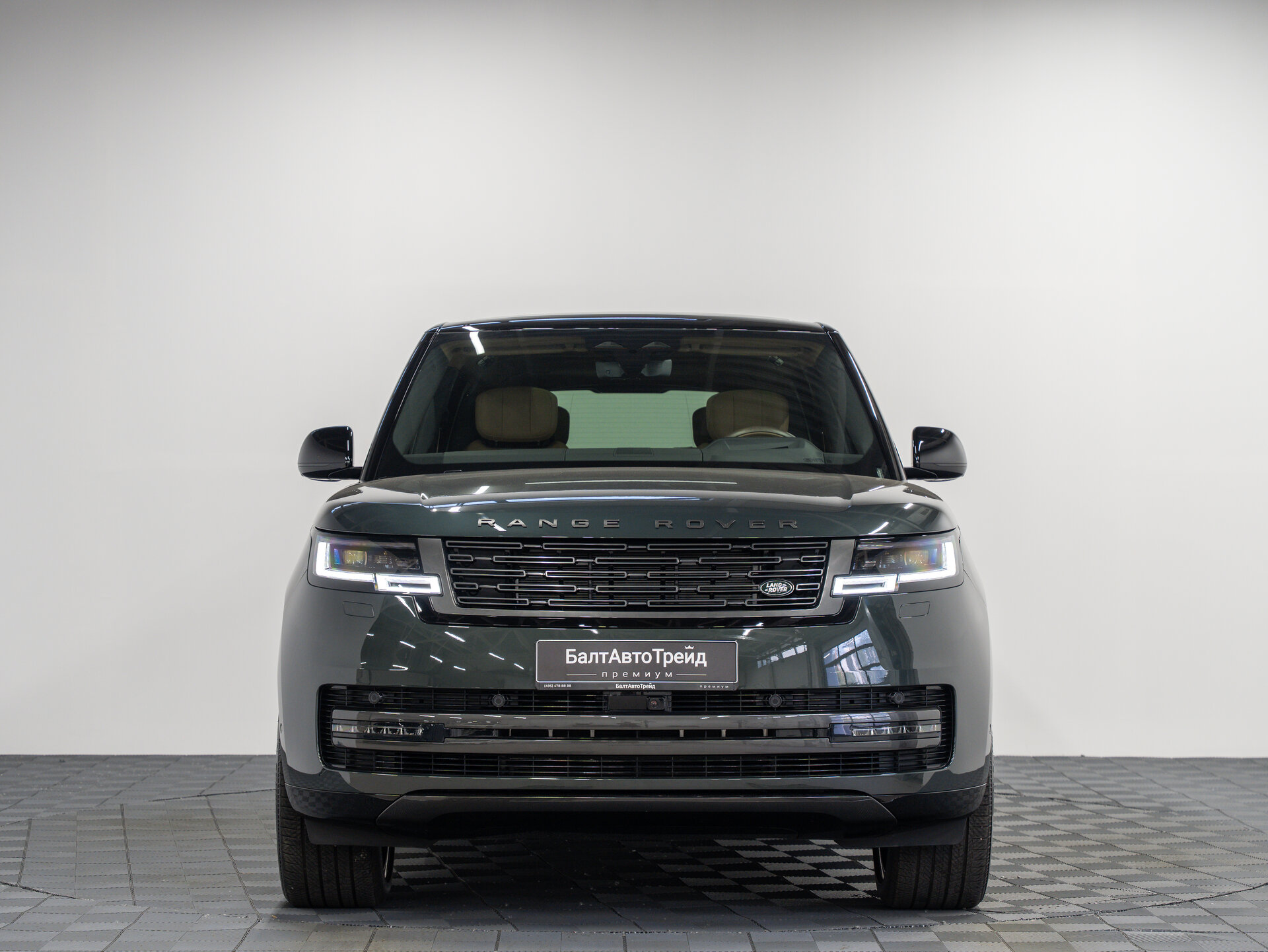 Автомобиль Land Rover Range Rover P400 MHEV 3.0 AT (400 л.с.) 4WD - 4