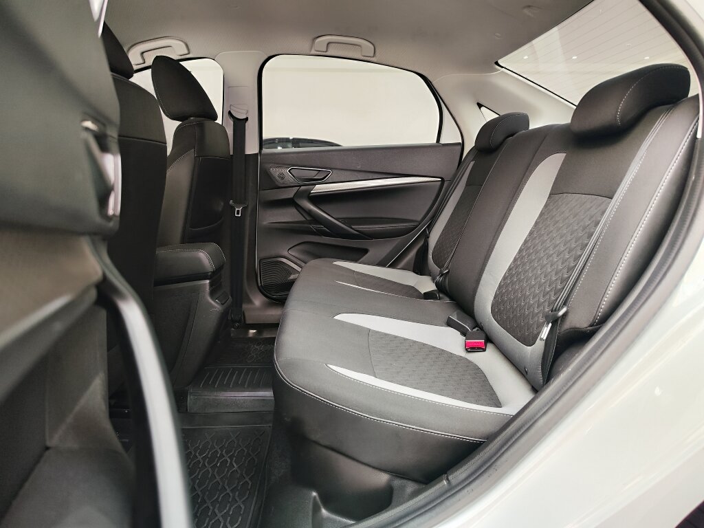 Автомобиль Lada (ВАЗ) Vesta 1.6 MT (106 л.с.) - 9