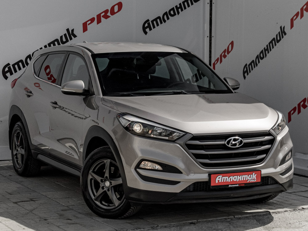 Купить Hyundai Tucson 2.0 AT (150 л.с.) 4WD, 2016 в Екатеренбурге