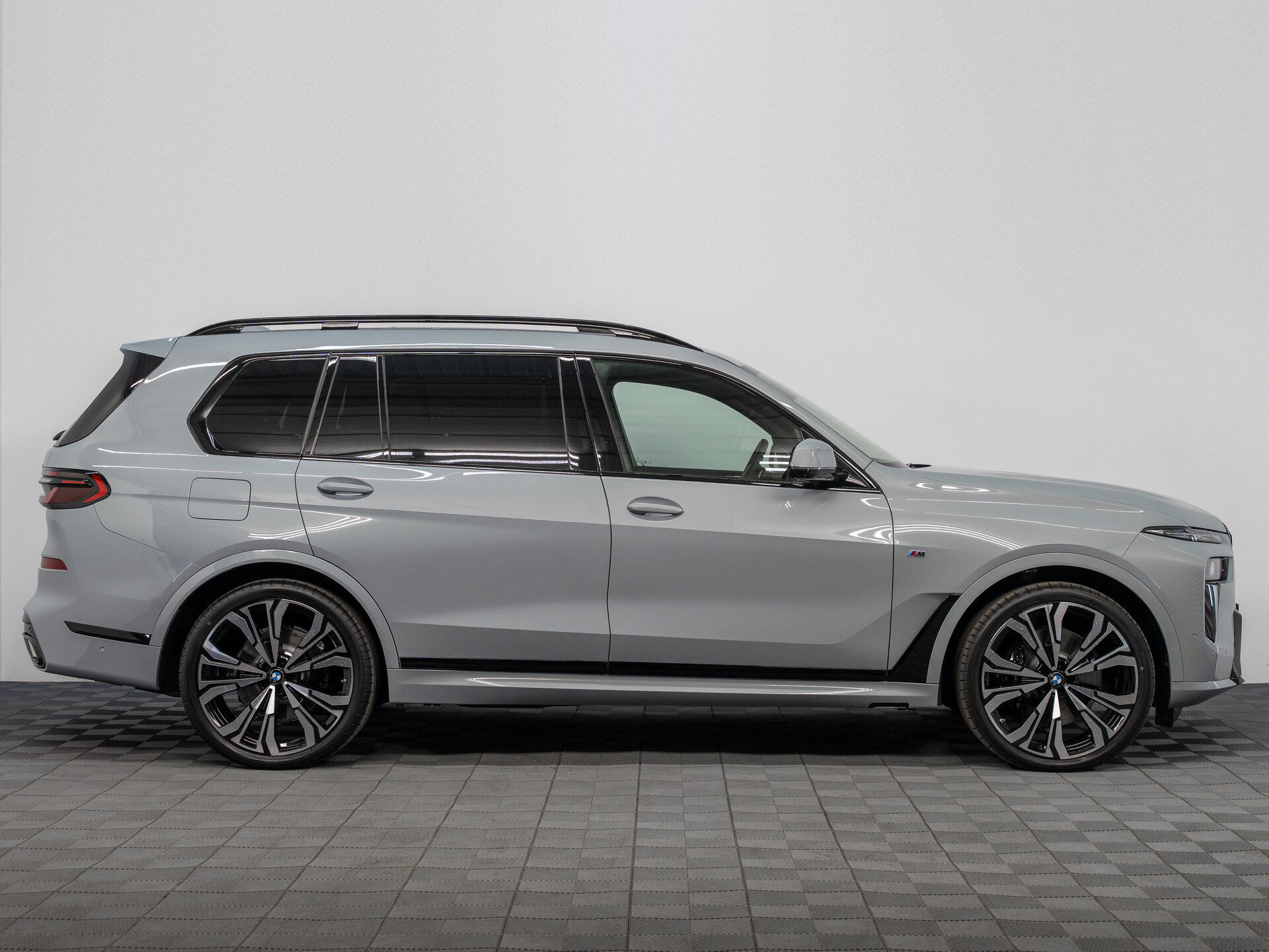 Автомобиль BMW X7 40d 3.0d AT (340 л.с.) 4WD - 8