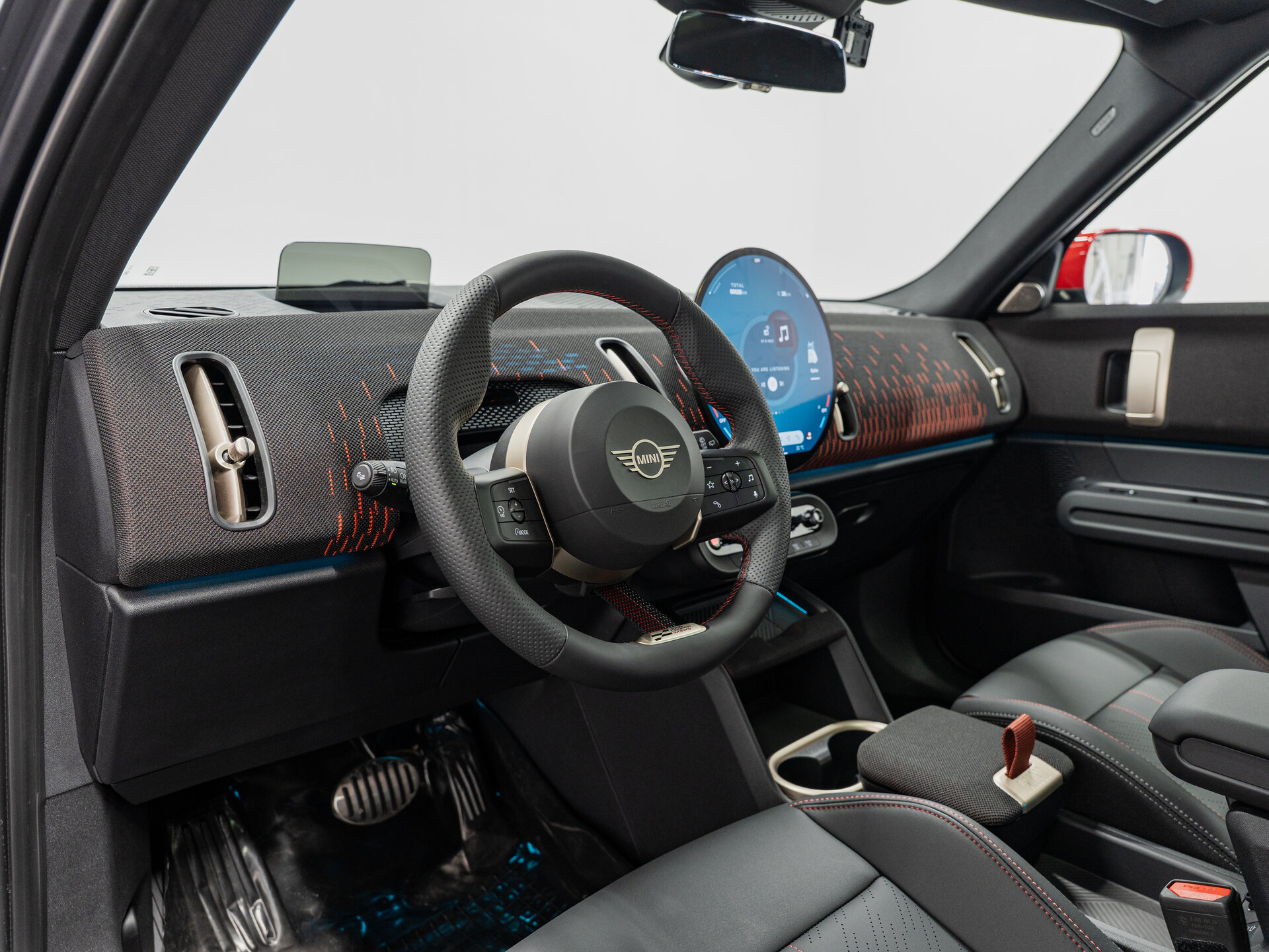 Автомобиль Mini Countryman John Cooper Works 2.0 AMT (300 л.с.) 4WD - 12