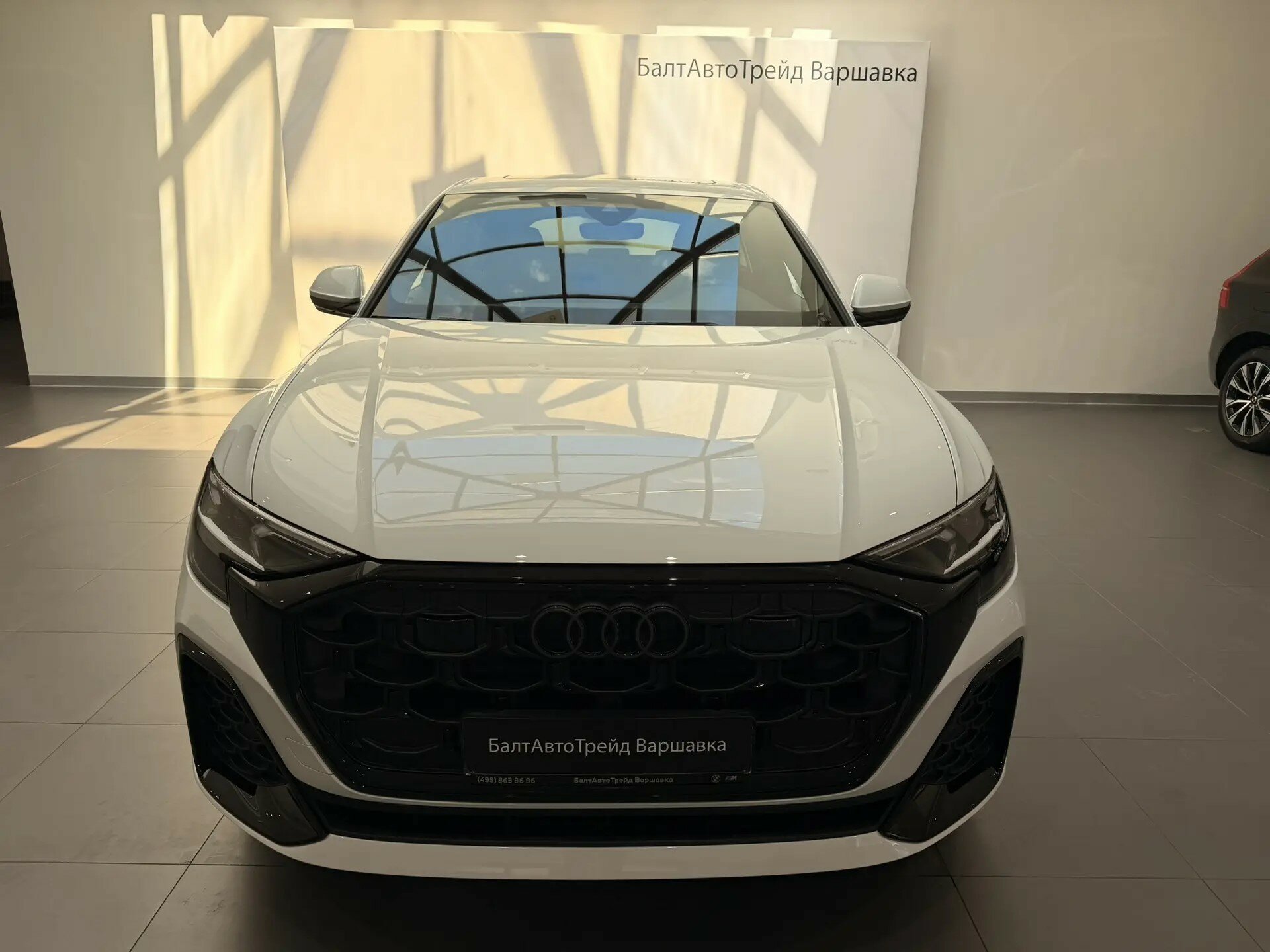 Автомобиль Audi Q8 50 TDI 3.0d AT (286 л.с.) 4WD - 3