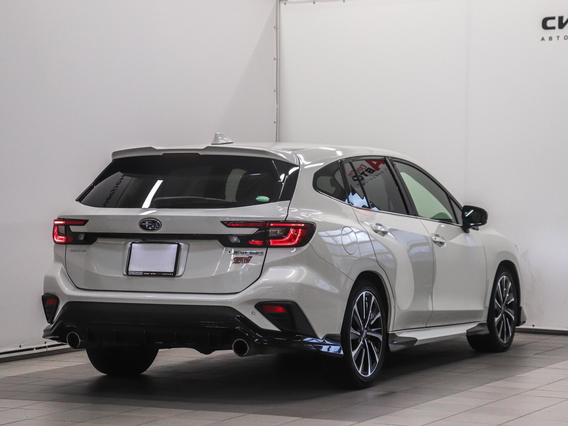 Subaru Levorg 2021 4