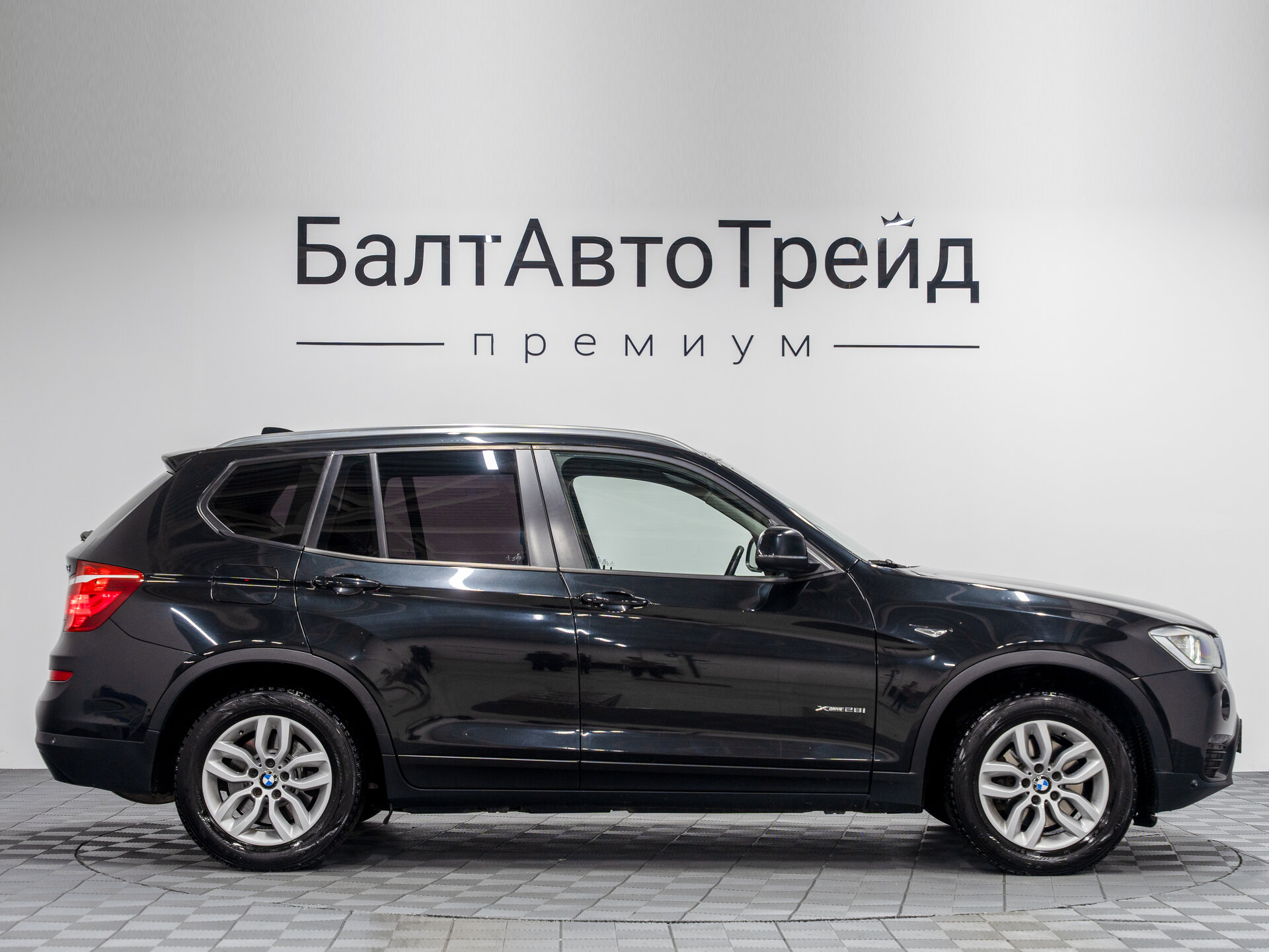 Автомобиль BMW X3 28i xDrive 2.0 AT (245 л.с.) 4WD - 7