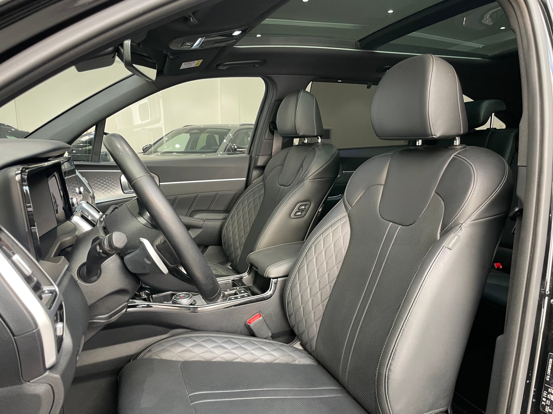Автомобиль Kia Sorento 2.2d AMT (199 л.с.) 4WD - 8