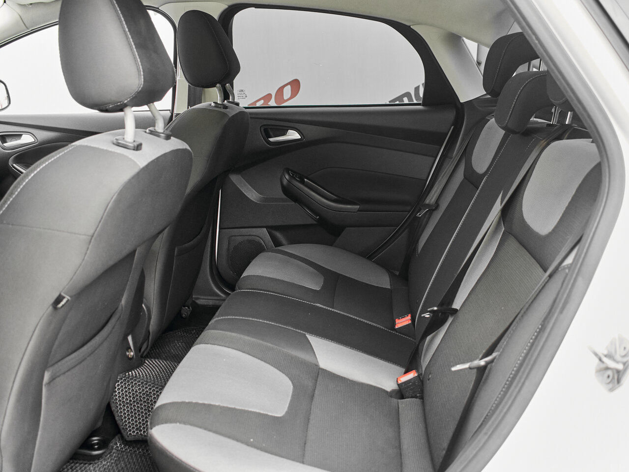 Купить Ford Focus 2.0 AMT (150 л.с.), 2012 в Екатеренбурге