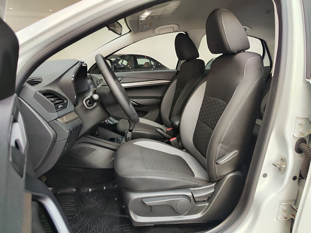 Автомобиль Lada (ВАЗ) Vesta 1.6 MT (106 л.с.) - 8
