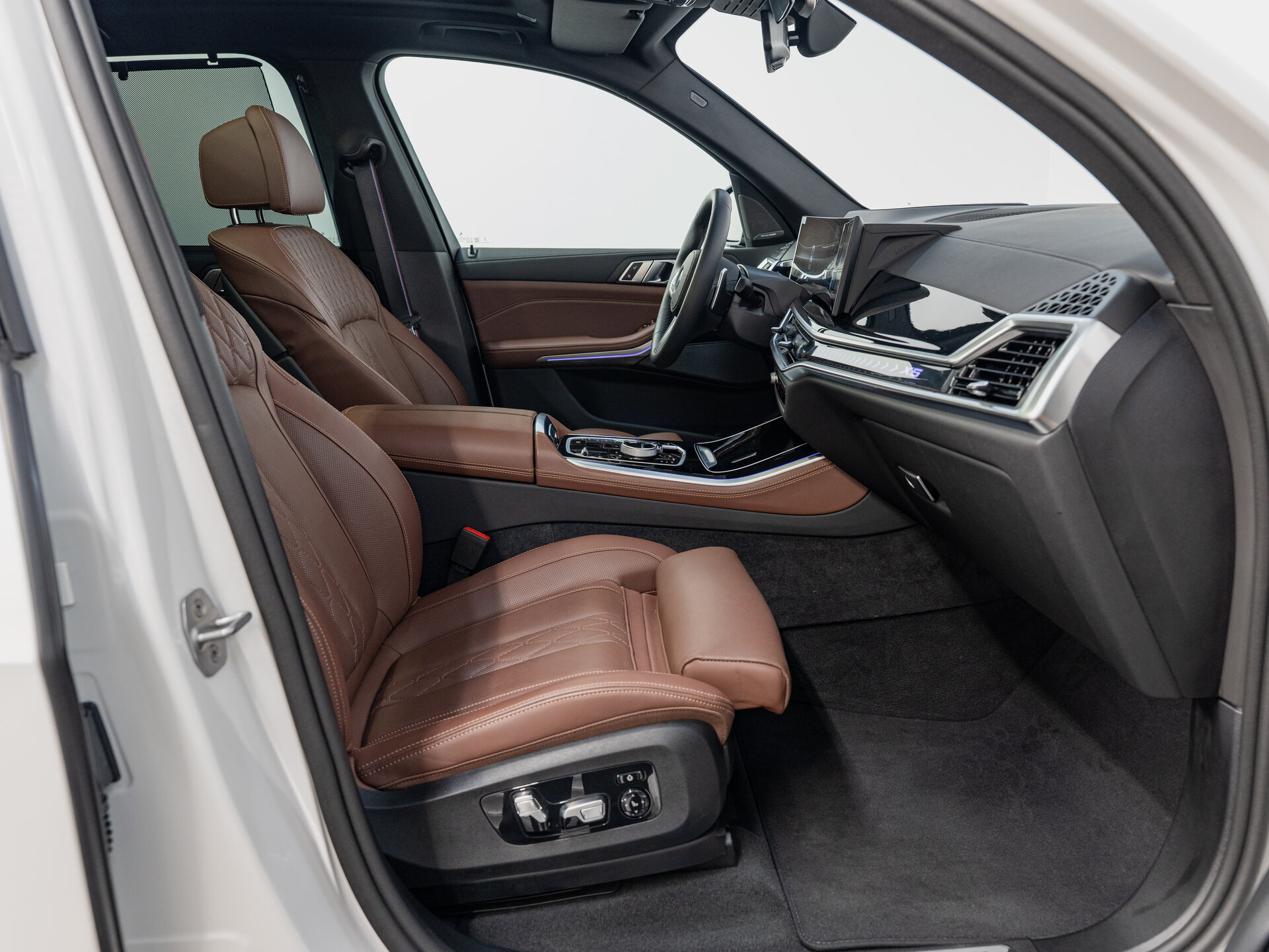 Автомобиль BMW X5 40d 3.0d AT (352 л.с.) 4WD - 10
