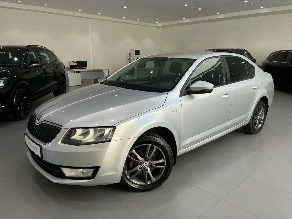 Автомобиль Skoda Octavia 1.6 AT (110 л.с.) - 1