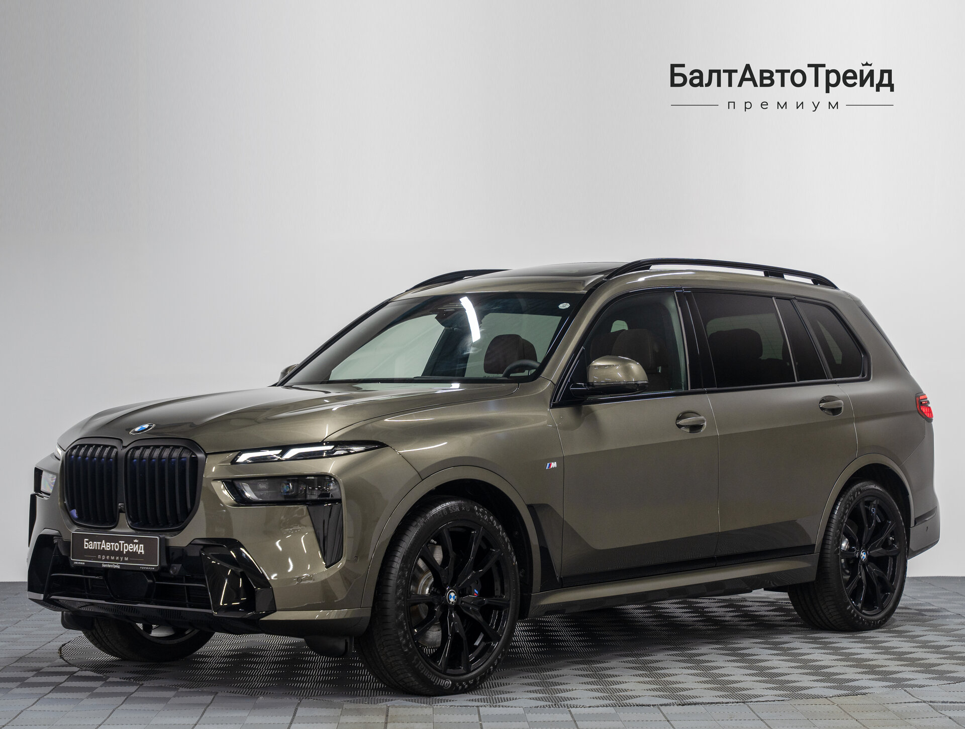 Автомобиль BMW X7 40i 3.0 AT (381 л.с.) 4WD - 1