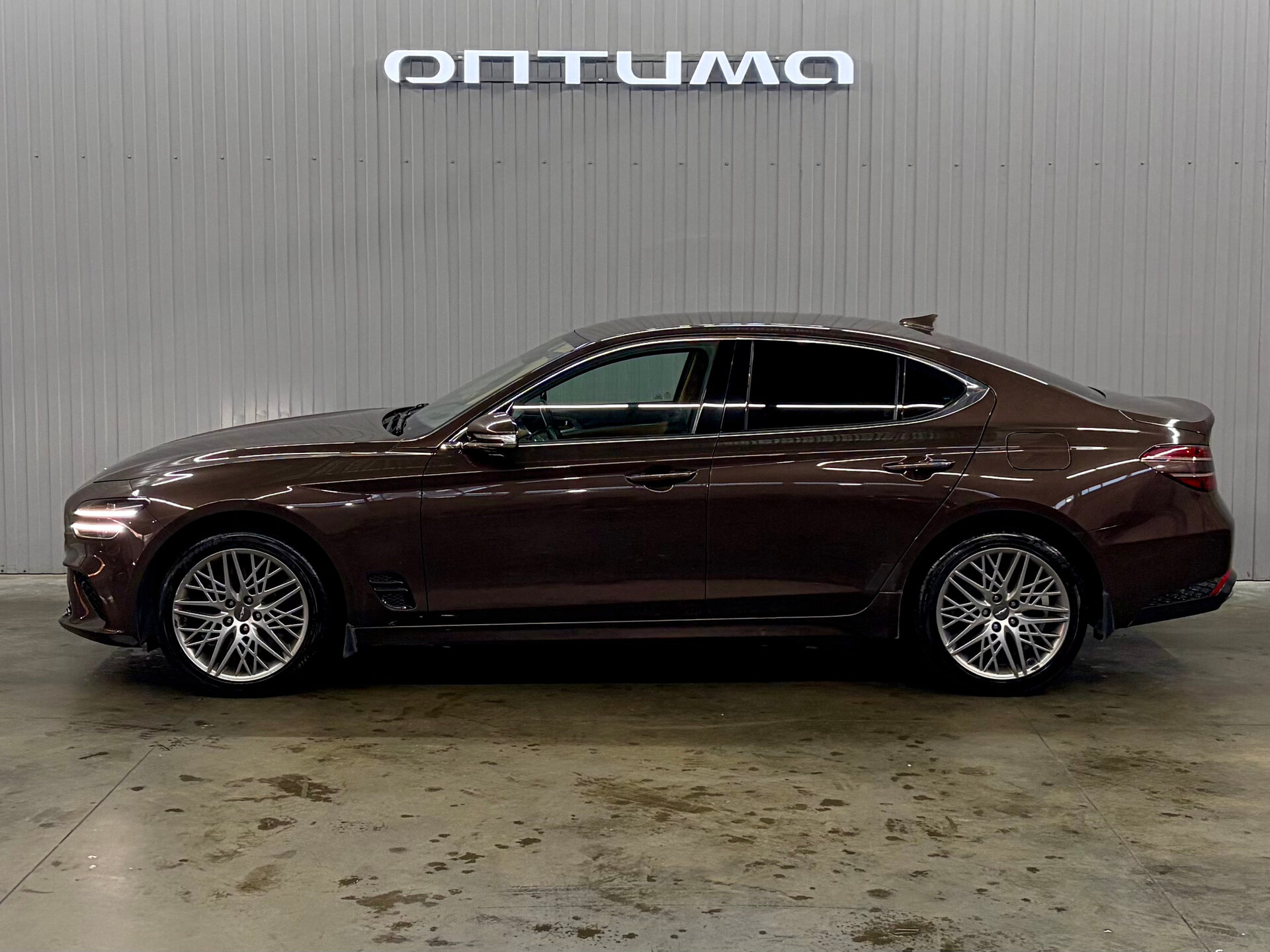 Genesis G70 