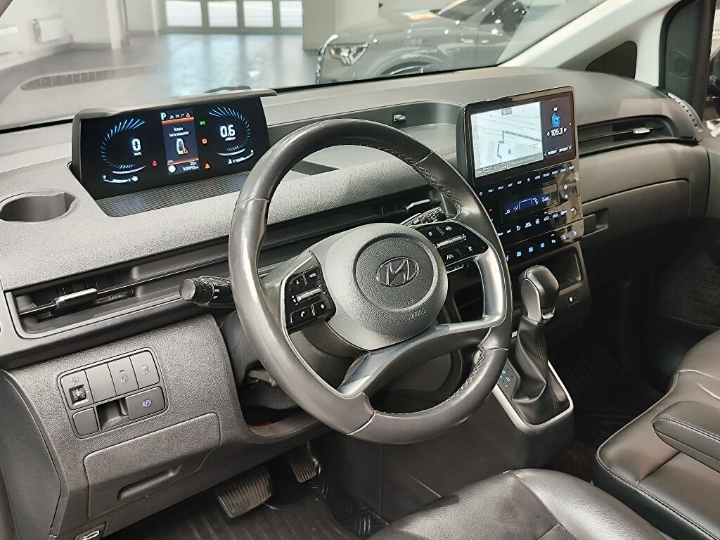 Автомобиль Hyundai Staria 3.5 AT (240 л.с.) - 7