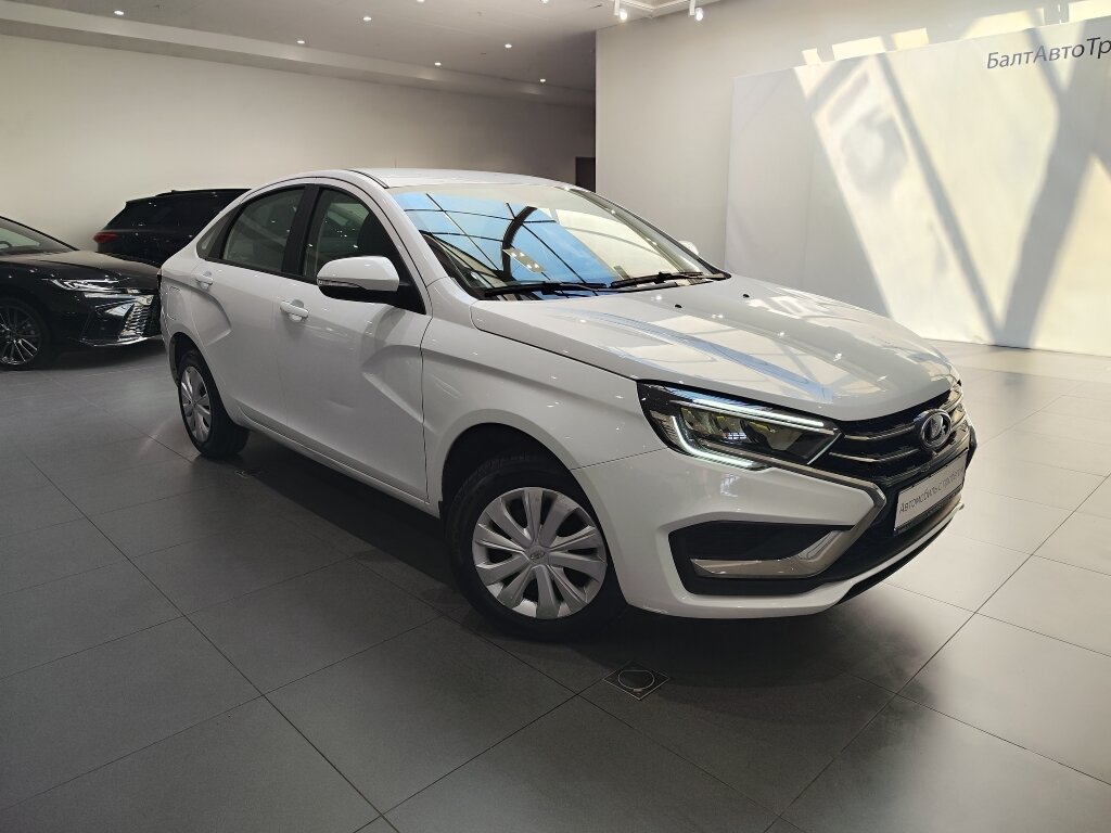 Автомобиль Lada (ВАЗ) Vesta 1.6 MT (106 л.с.) - 3